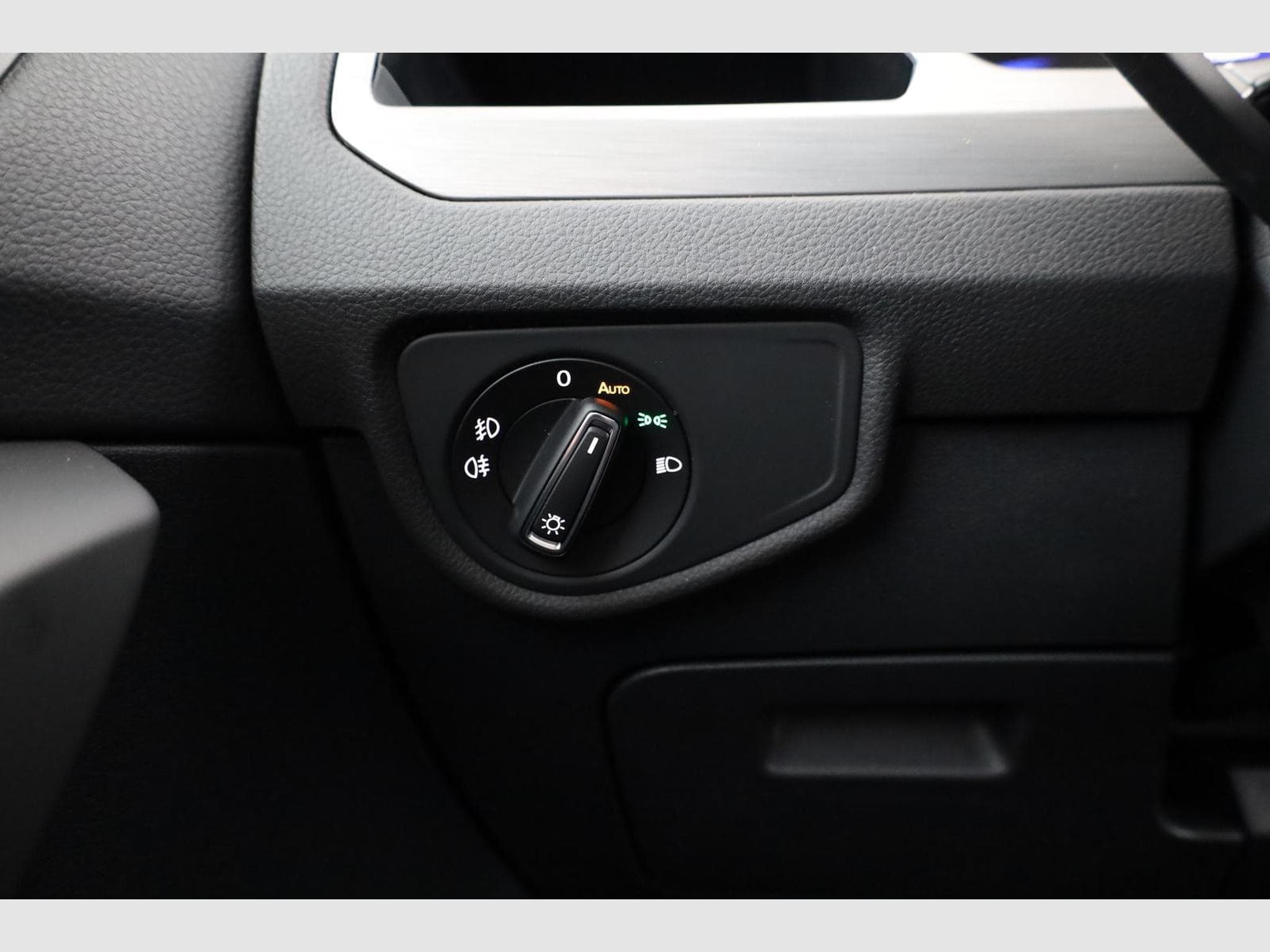 VW Touran Comfortline BMT/Start-Stopp (2026) - Photo 8