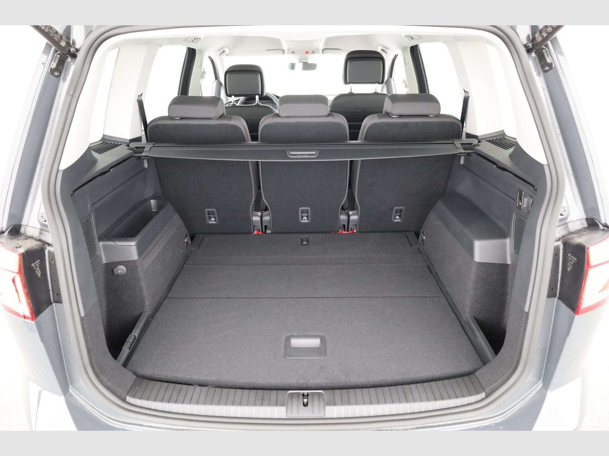 VW Touran Comfortline BMT/Start-Stopp (2026) - Photo 11