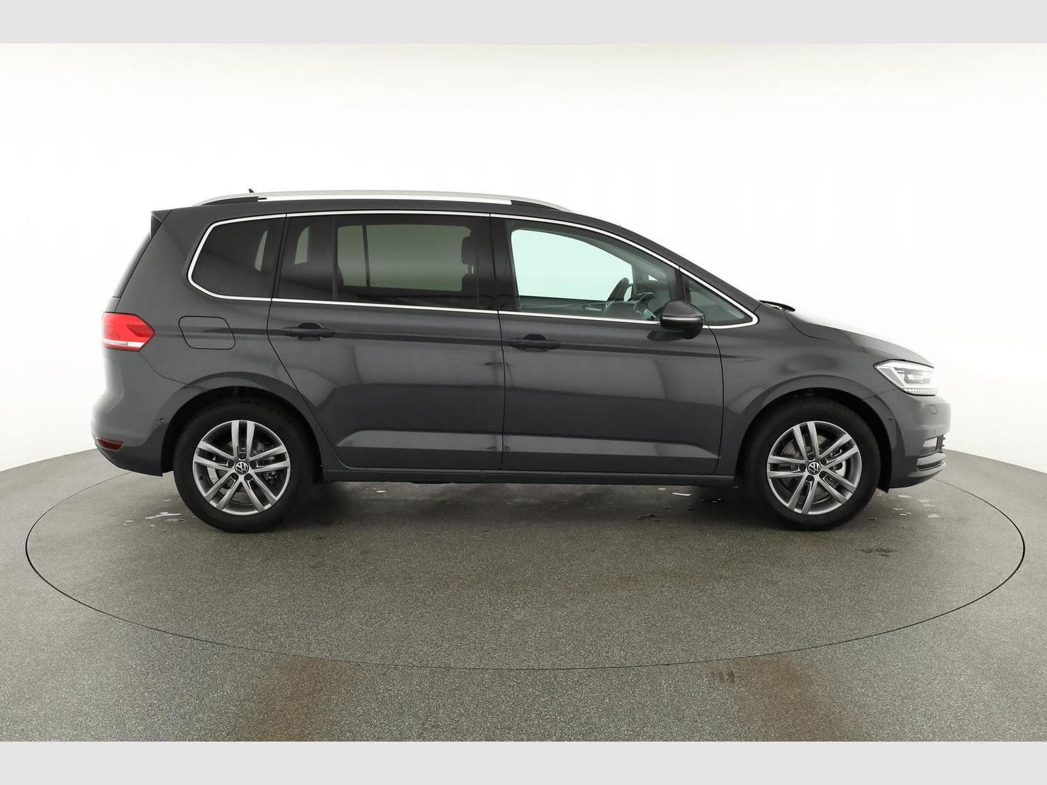 VW Touran Comfortline BMT/Start-Stopp (2026) - Photo 22