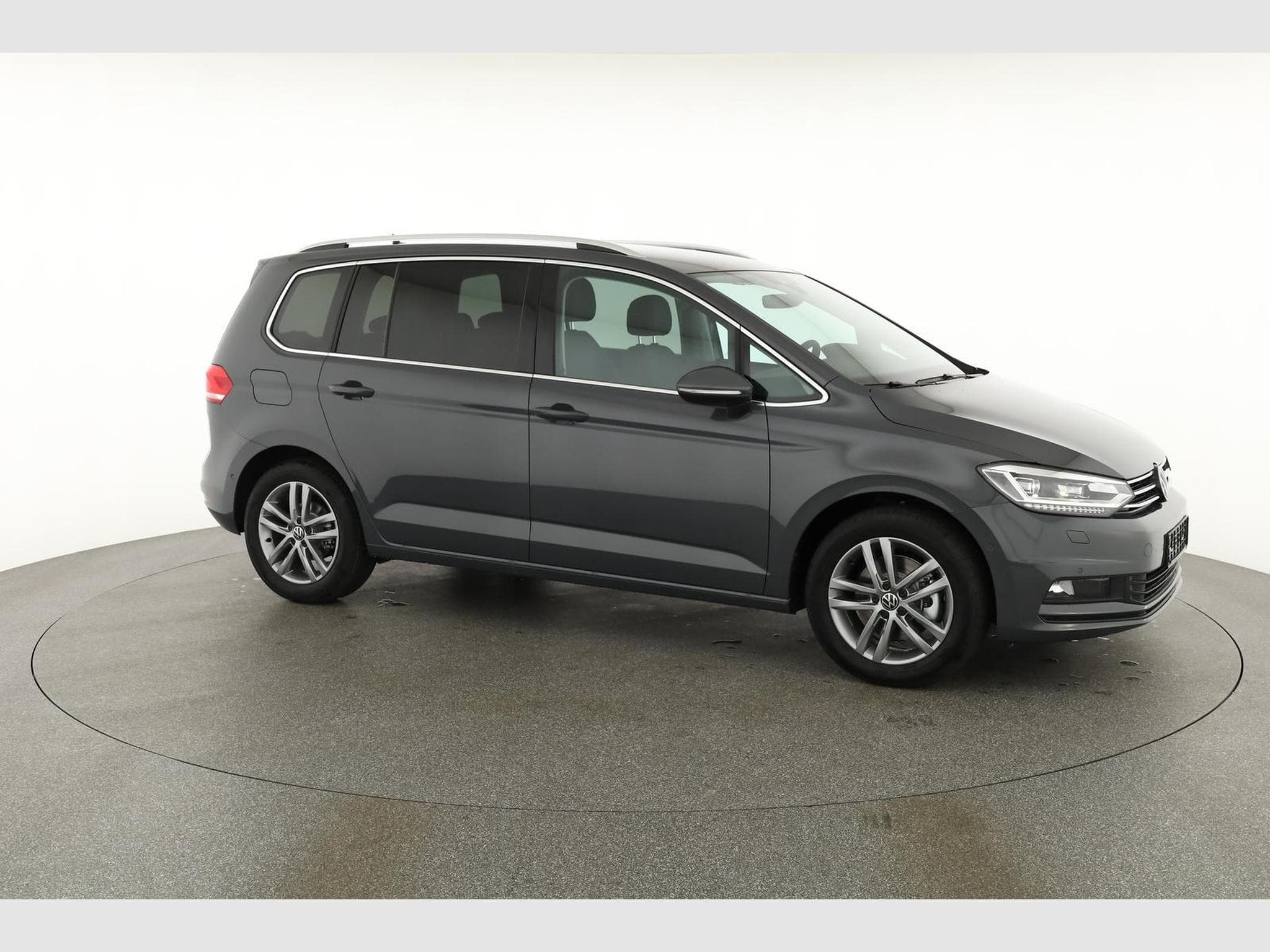 VW Touran Comfortline BMT/Start-Stopp (2026) - Photo 24