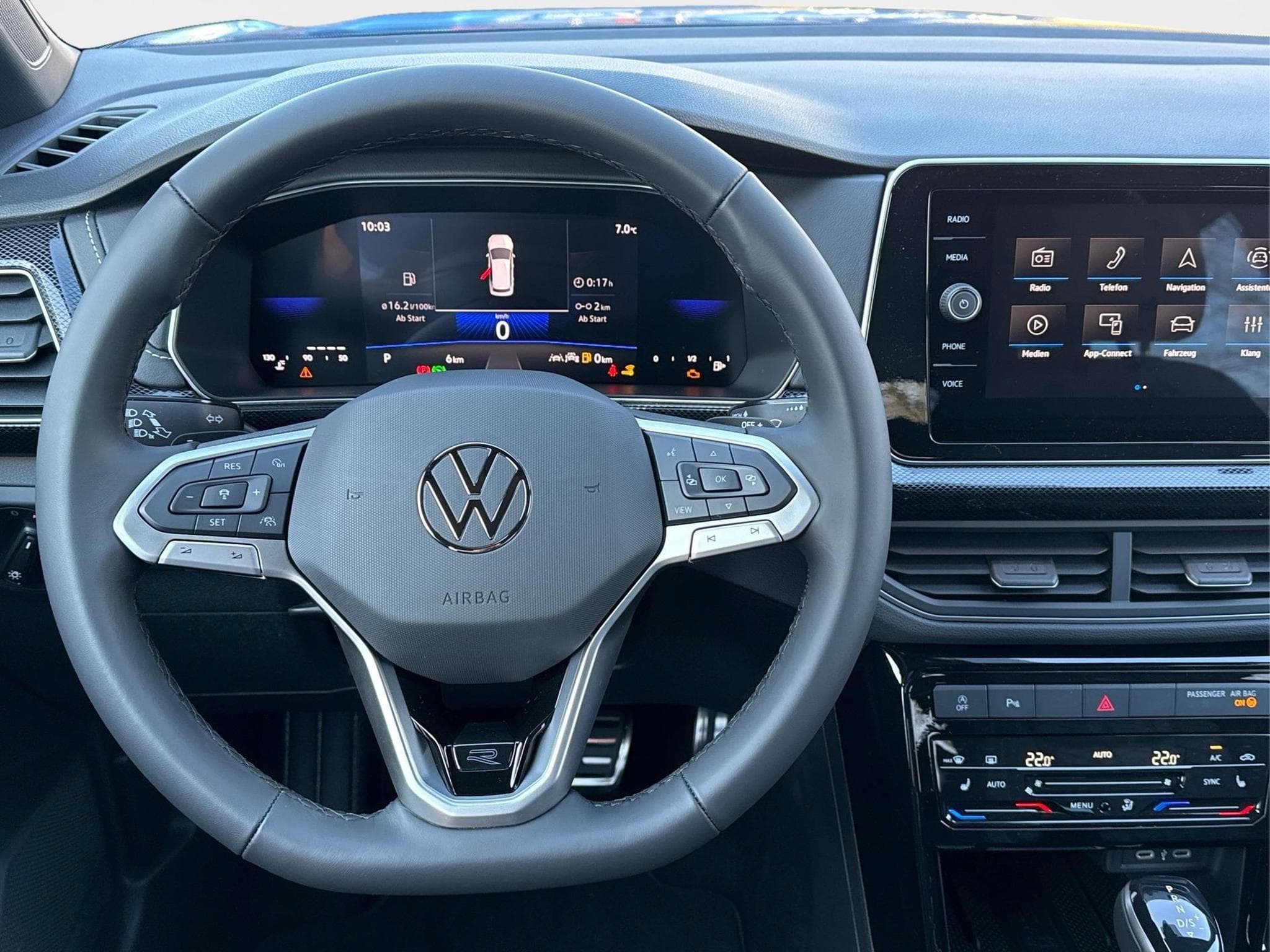 VW T-Cross R-Line Limited (2026) - Photo 8