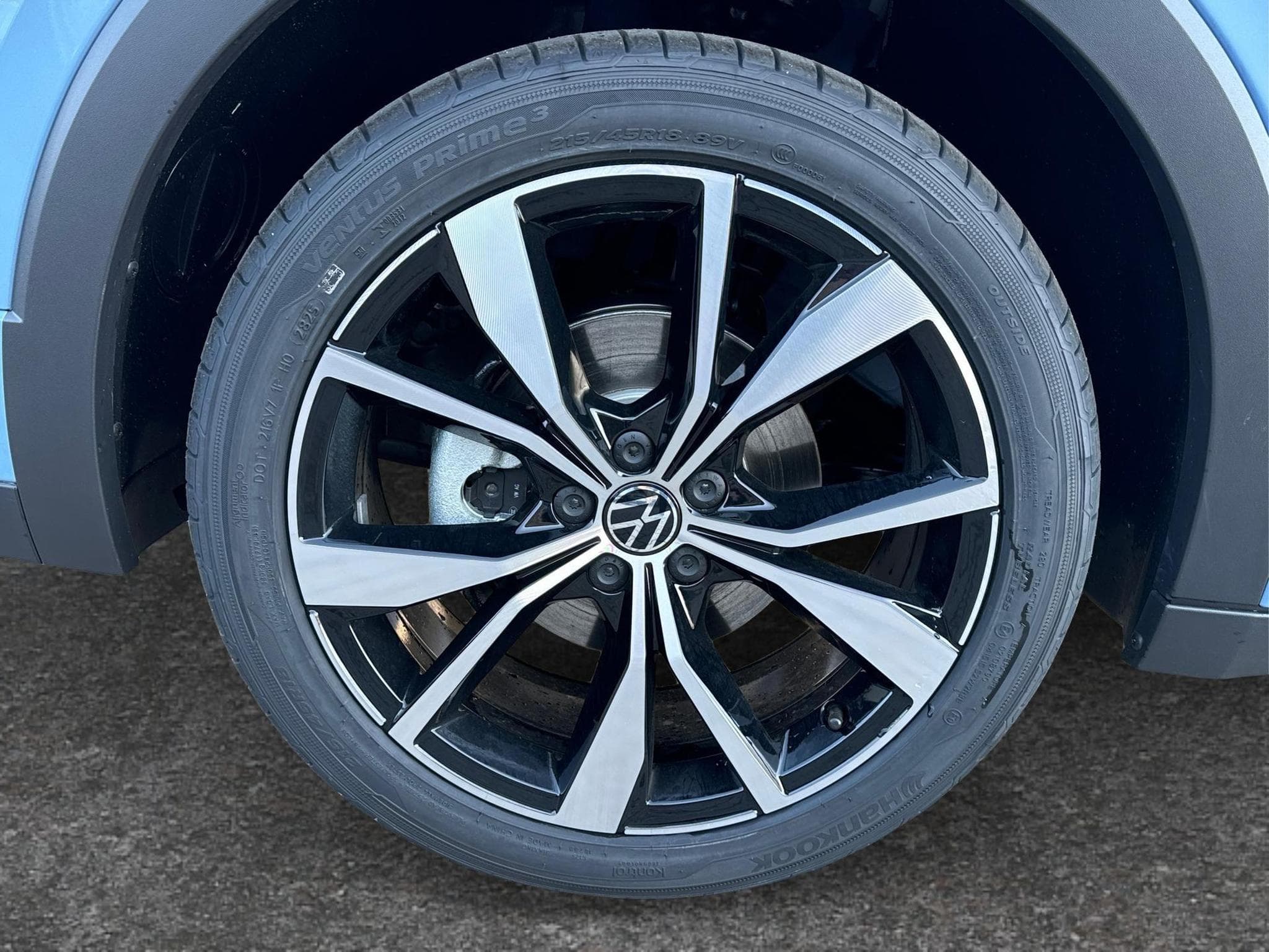 VW T-Cross R-Line Limited (2026) - Photo 12