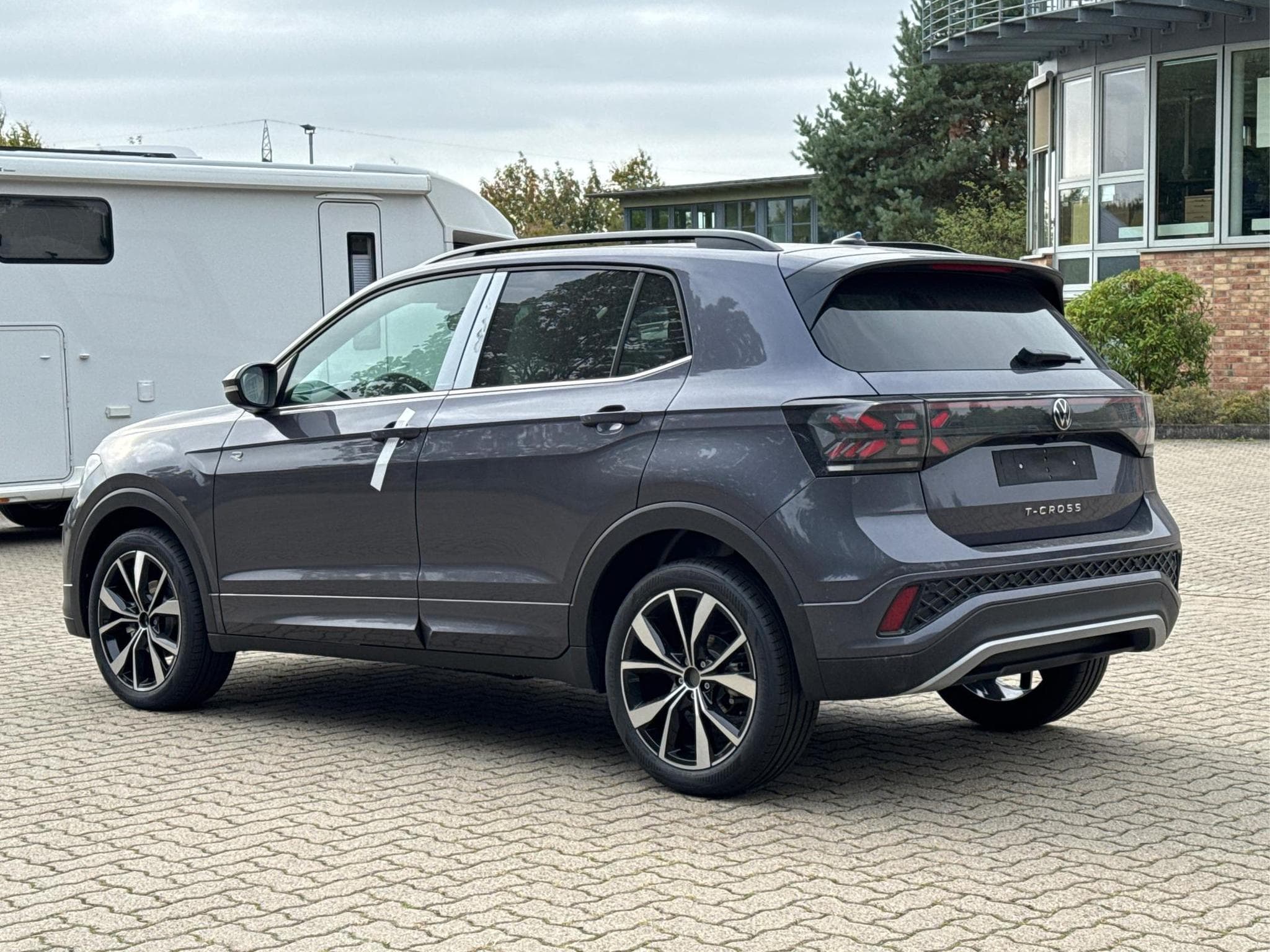 VW T-Cross R-Line Limited (2026) - Photo 7