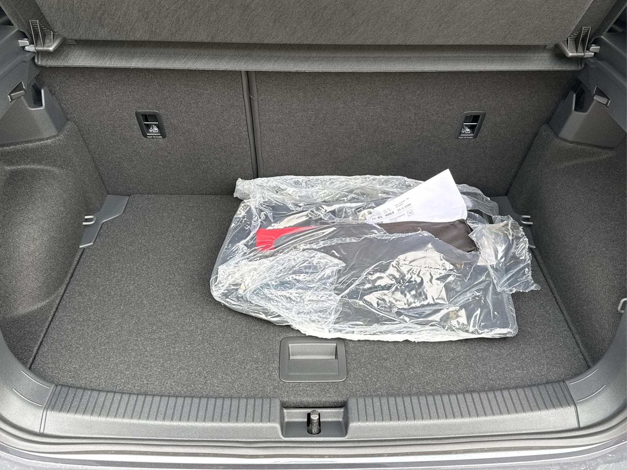 VW T-Cross R-Line Limited (2026) - Photo 8