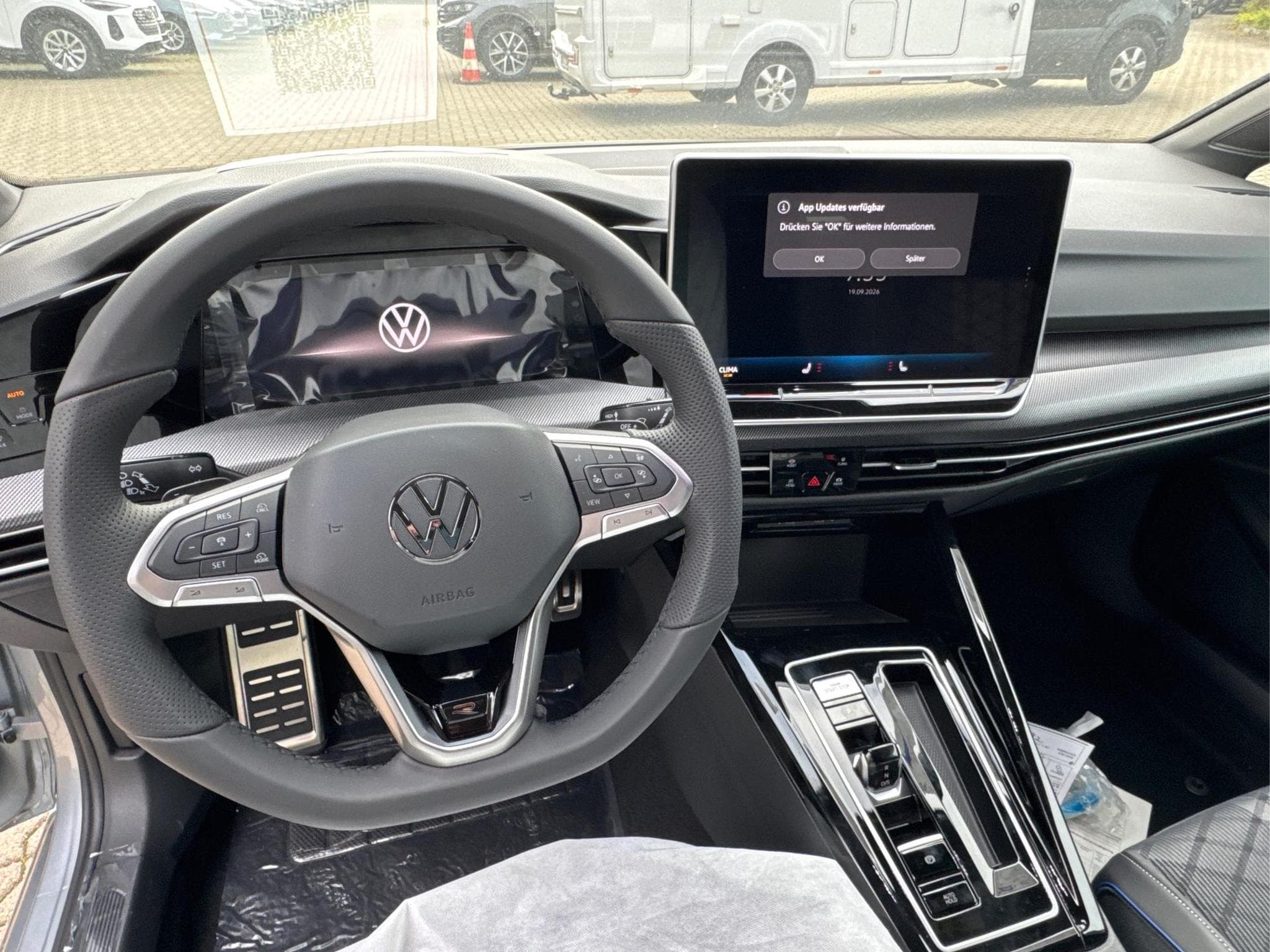 VW Golf R-Line Limited (2026) - Foto 12