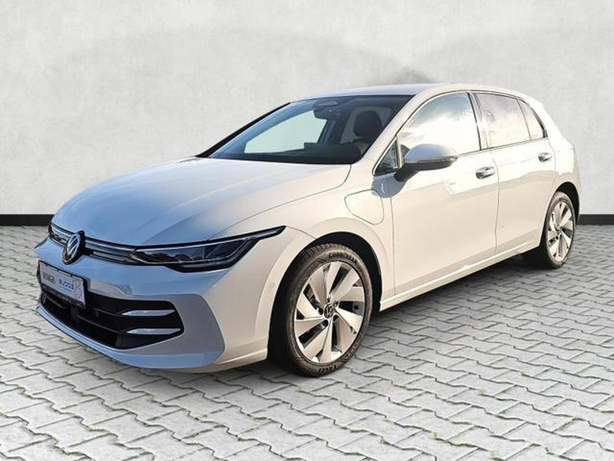 VW Golf 1.5 TSI eHybrid 150 kW Life (2026) - Foto 3