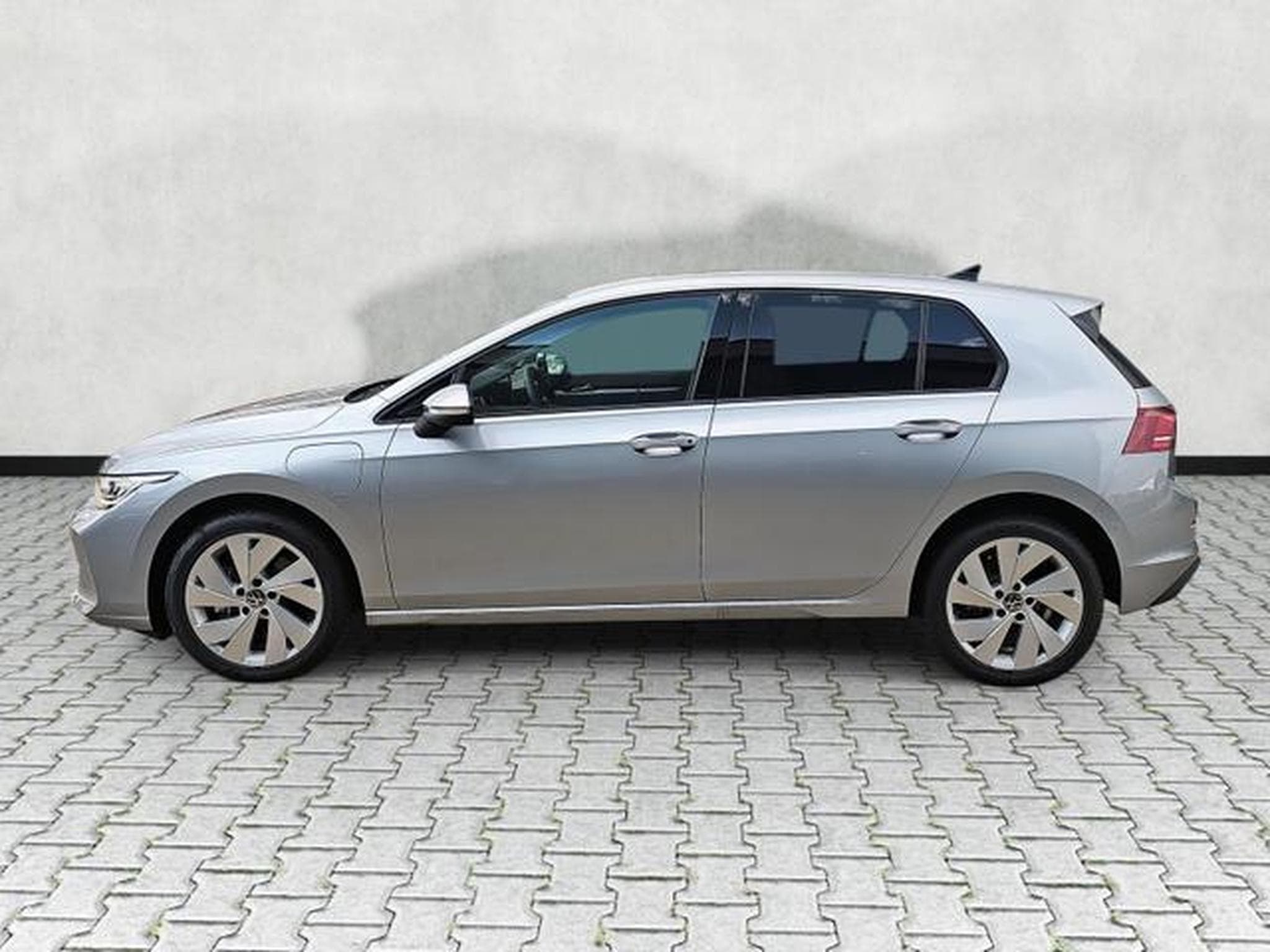 VW Golf 1.5 TSI eHybrid 150 kW Life (2026) - Foto 4