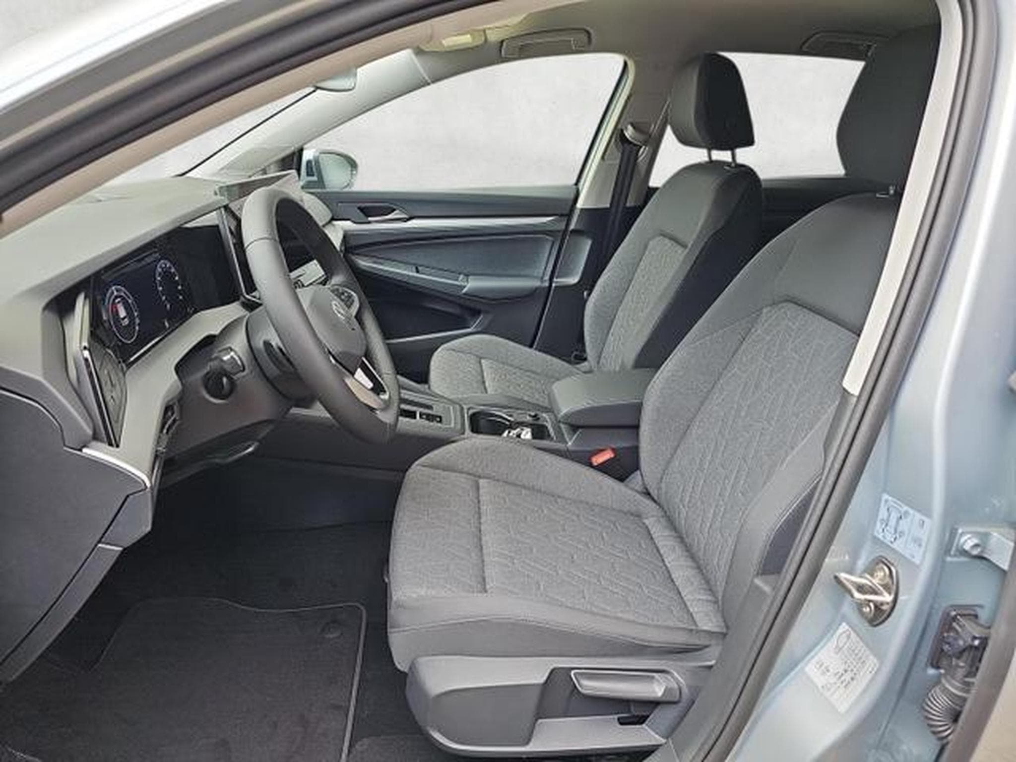 VW Golf 1.5 TSI eHybrid 150 kW Life (2026) - Foto 9