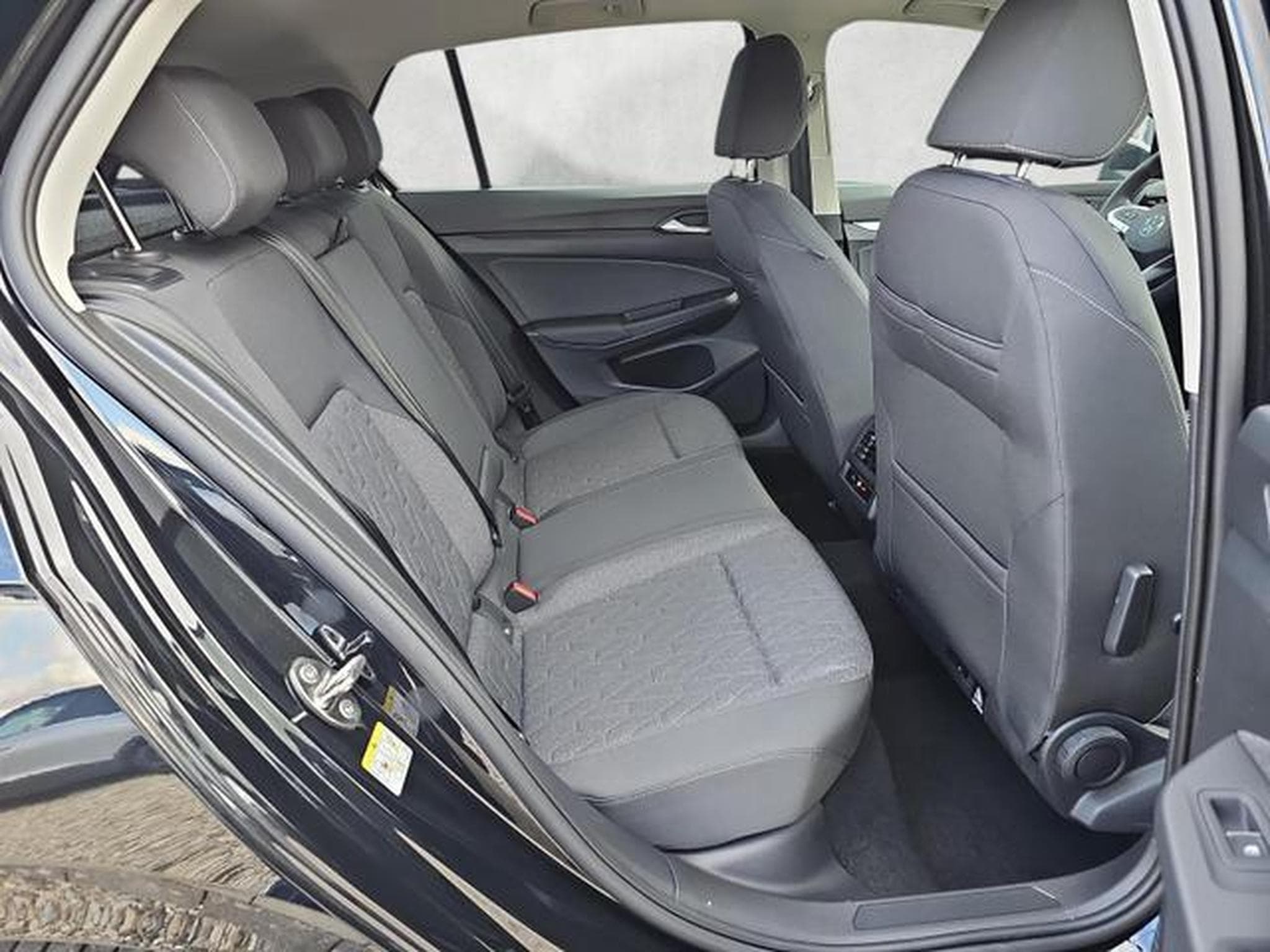 VW Golf 1.5 TSI eHybrid 150 kW Life (2026) - Foto 13