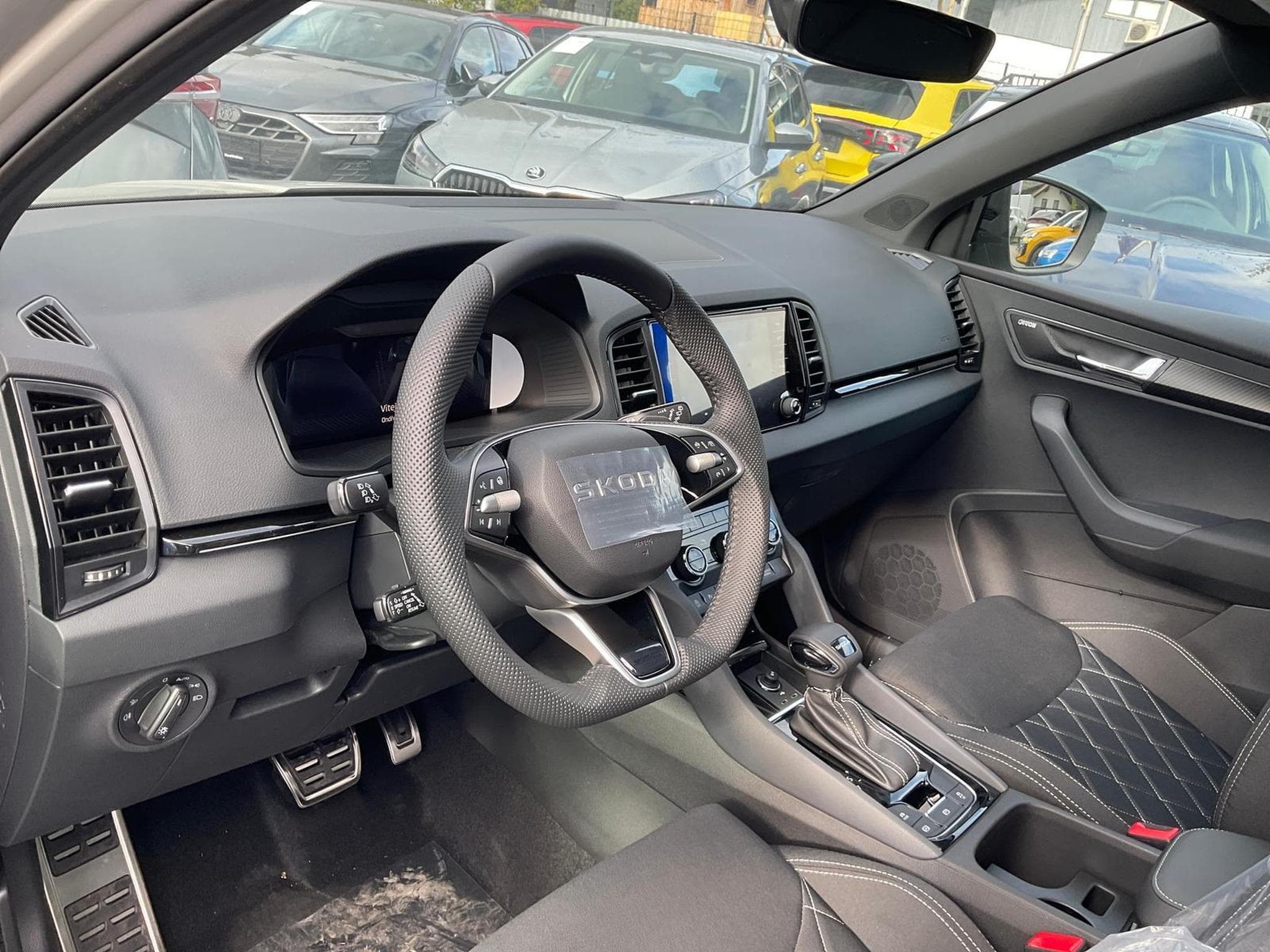 Skoda Karoq Sportline (2026) - Photo 1