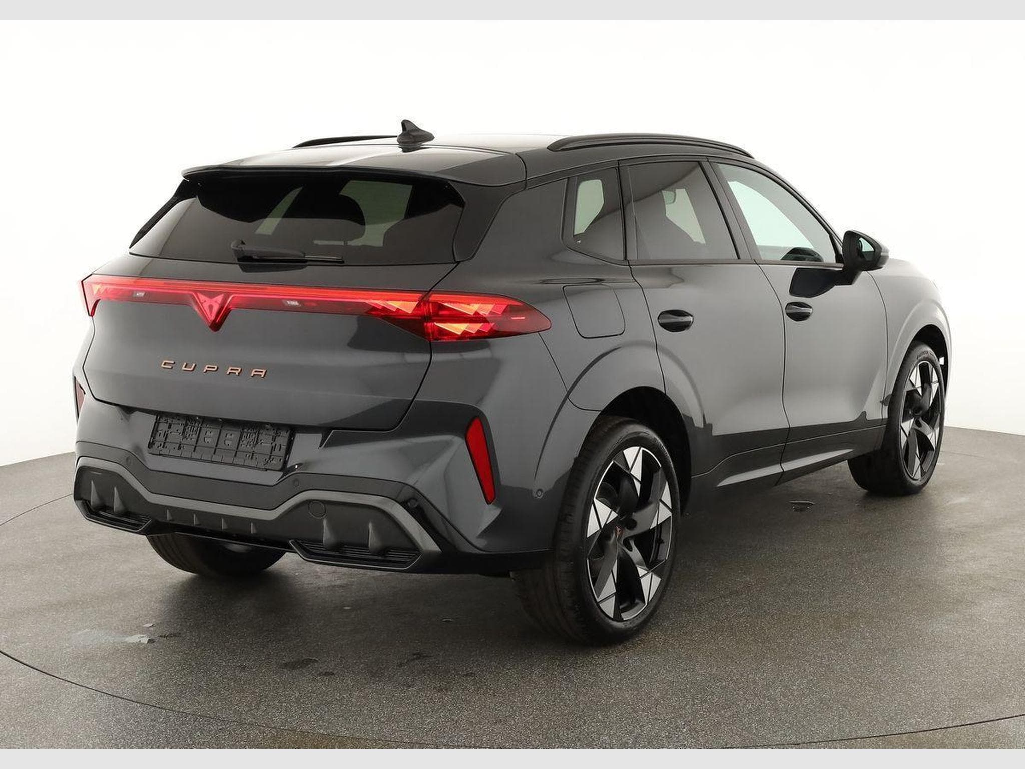 Cupra Terramar 1.5 eTSI 110 kW (2026) - Photo 2