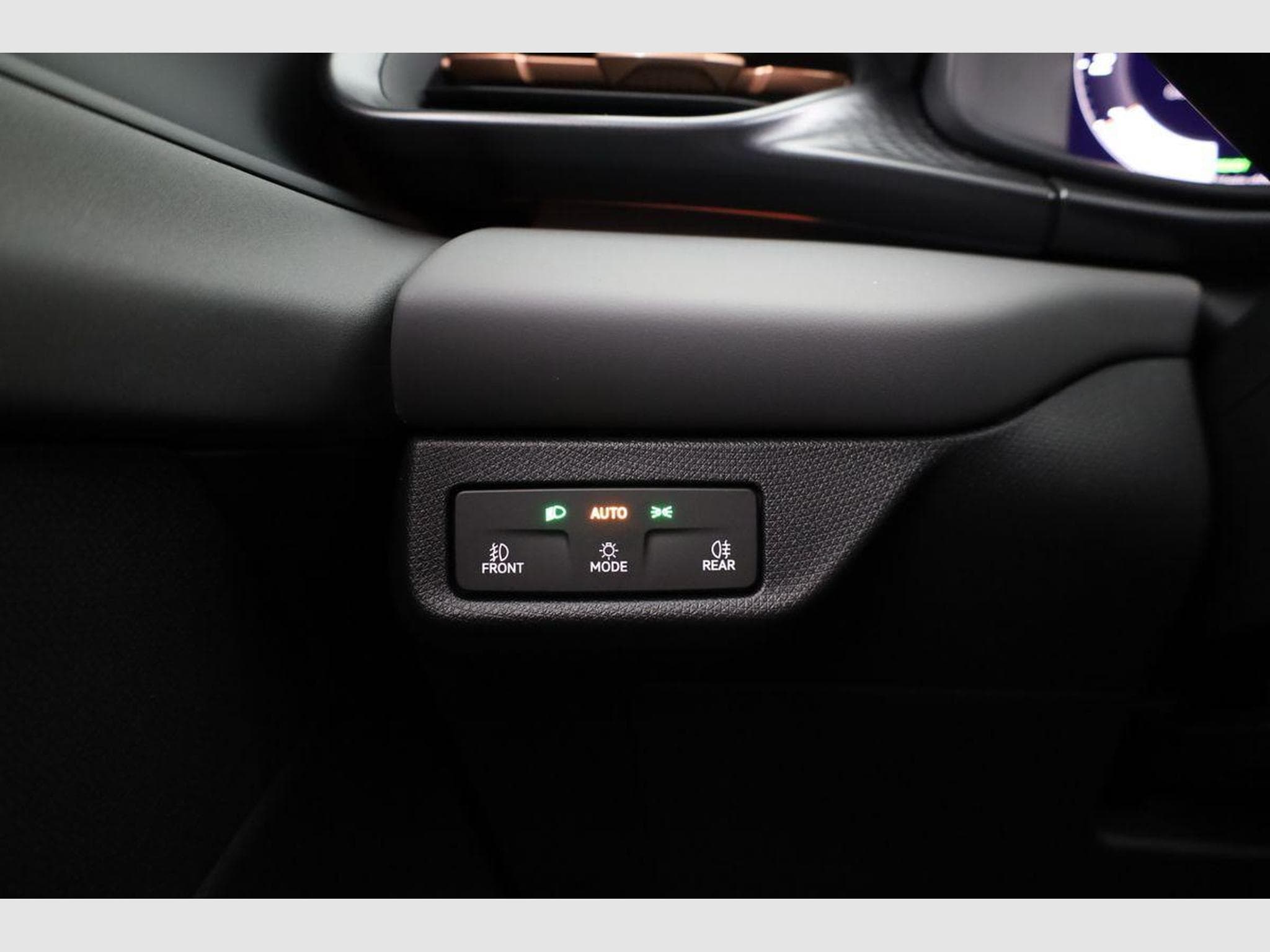 Cupra Terramar 1.5 eTSI 110 kW (2026) - Photo 8