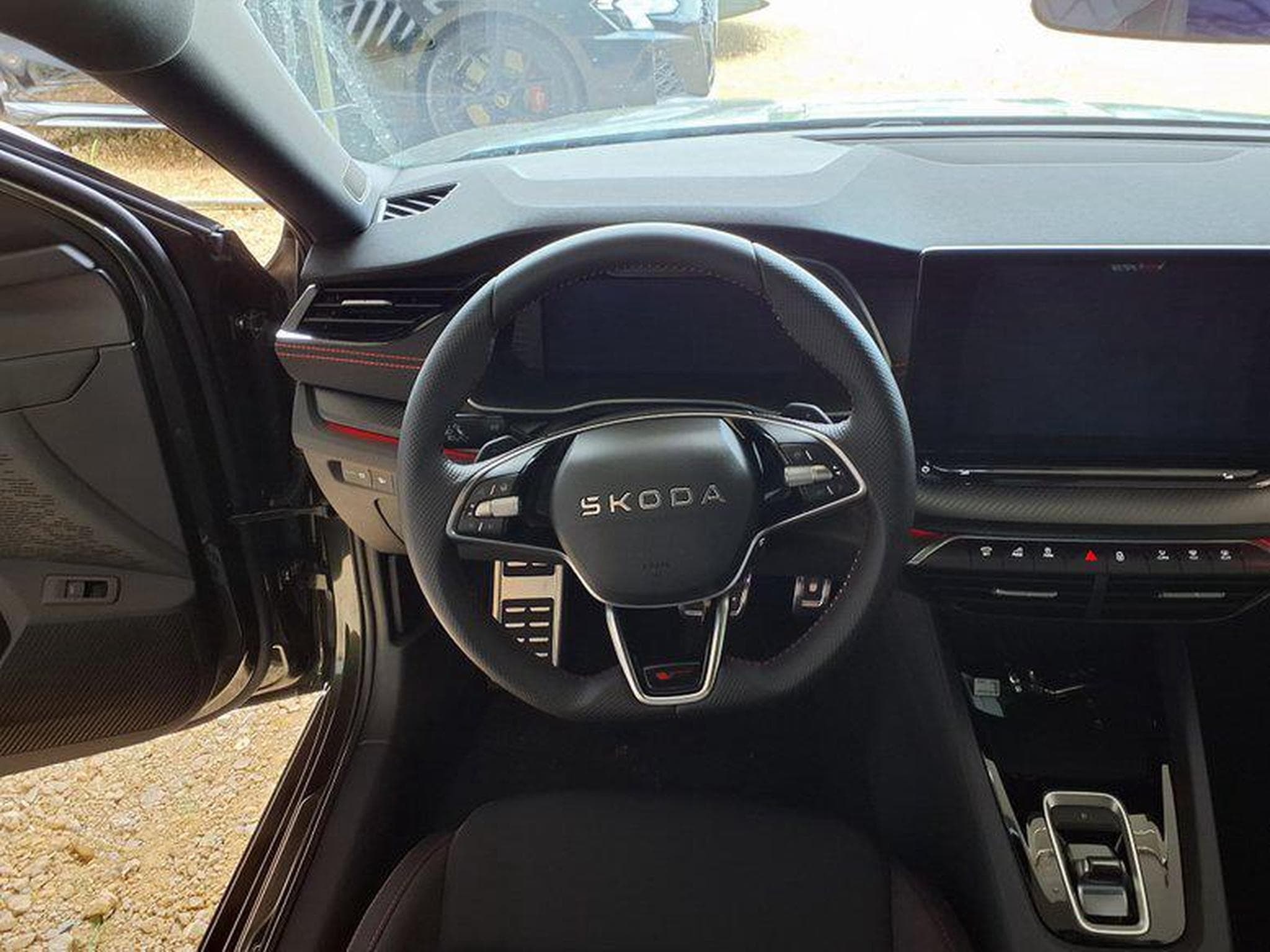Skoda Octavia RS 2.0 TSI 7-Gang-DSG (2026) - Photo 8