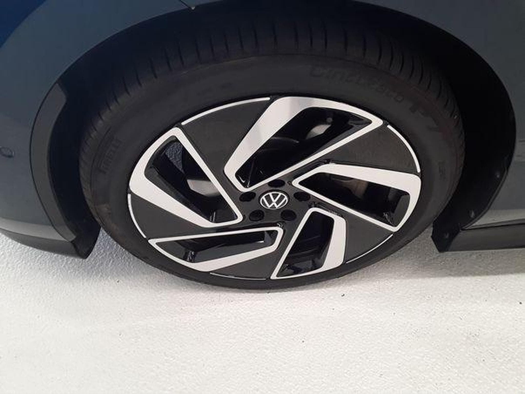 VW ID.7 Pro (2025) - Photo 16