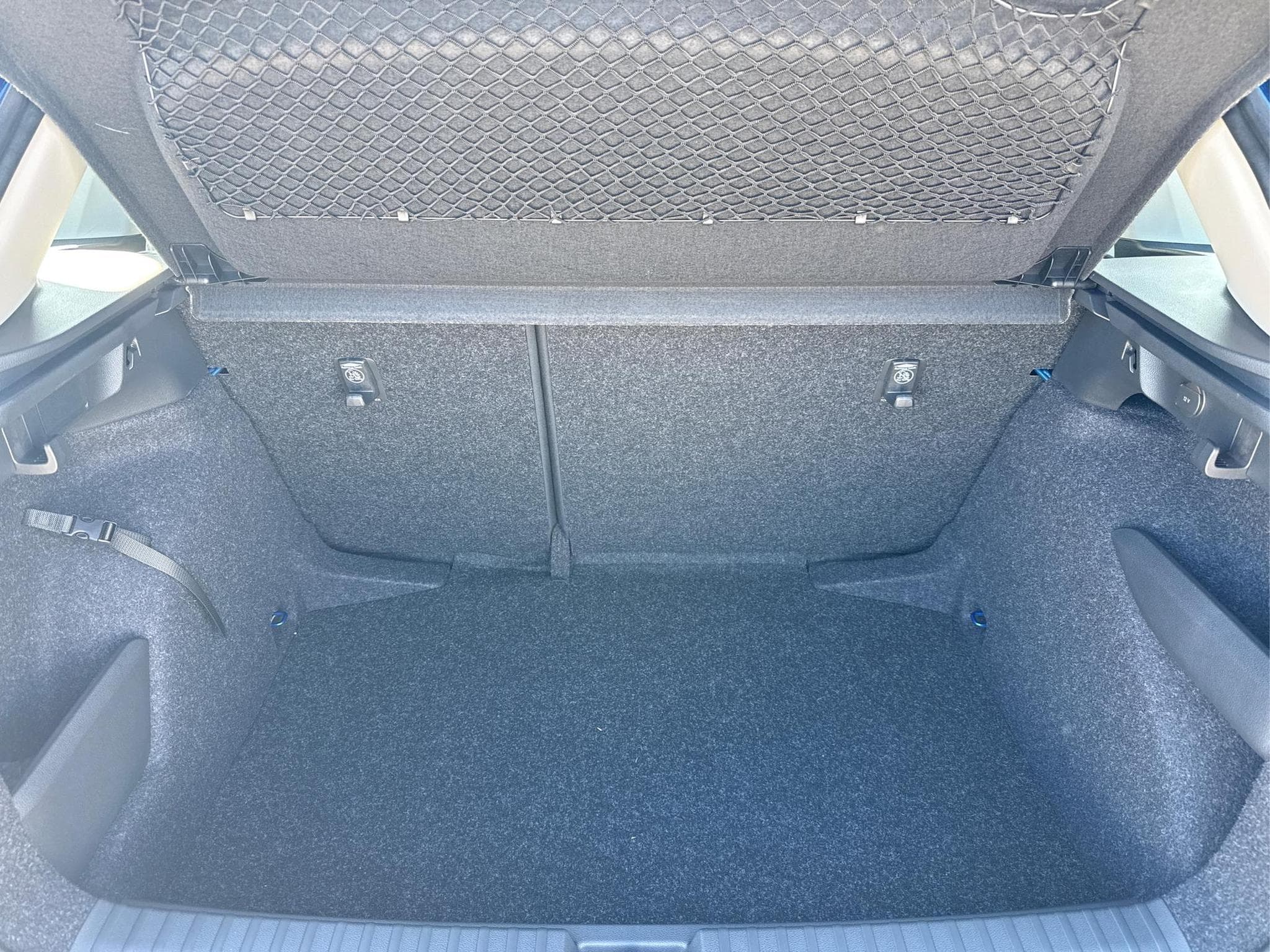Skoda Kamiq Selection 1.0 TSI (2026) - Foto 10