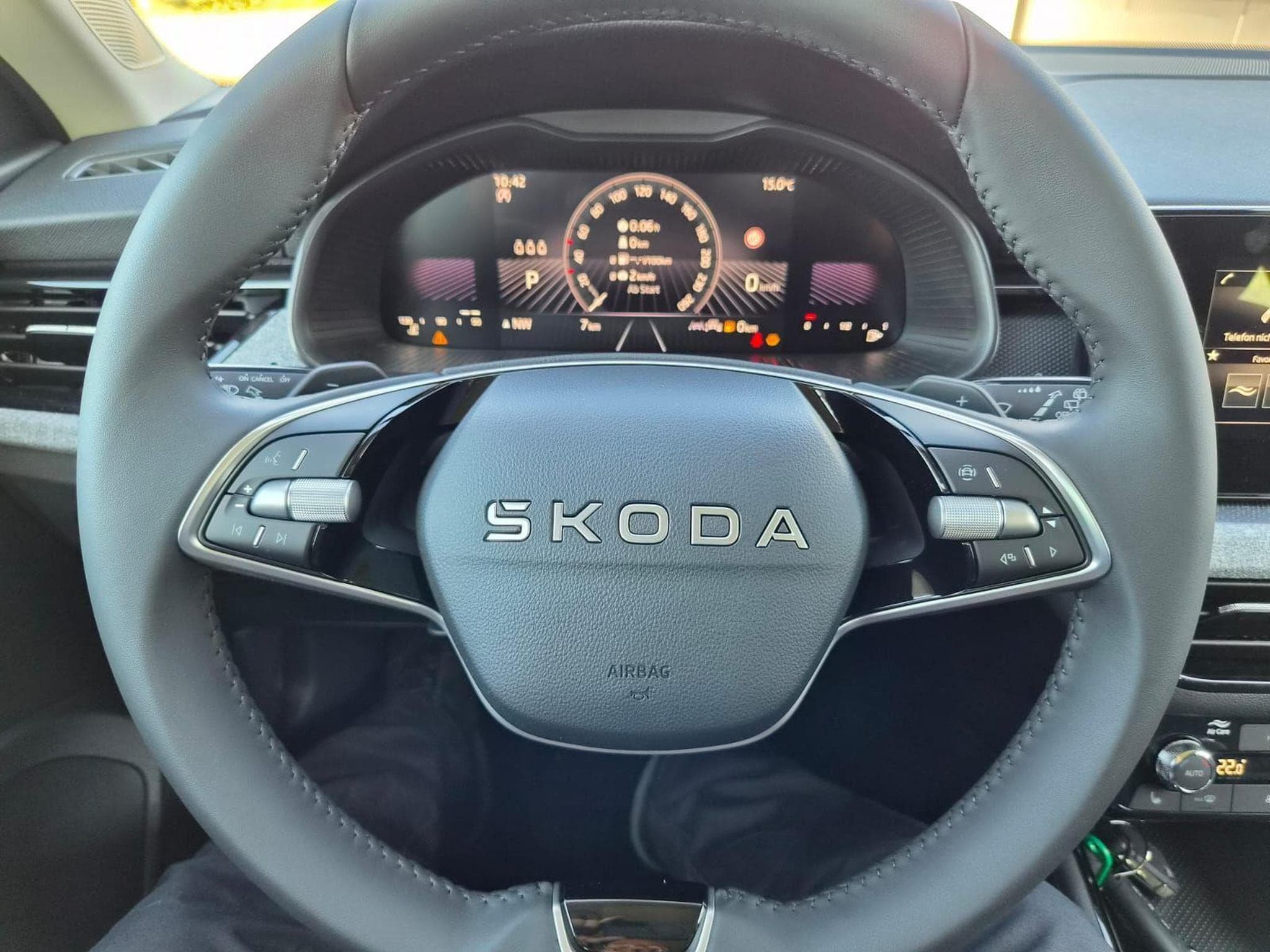 Skoda Kamiq 1.5 TSI 150PS (2026) - Foto 17