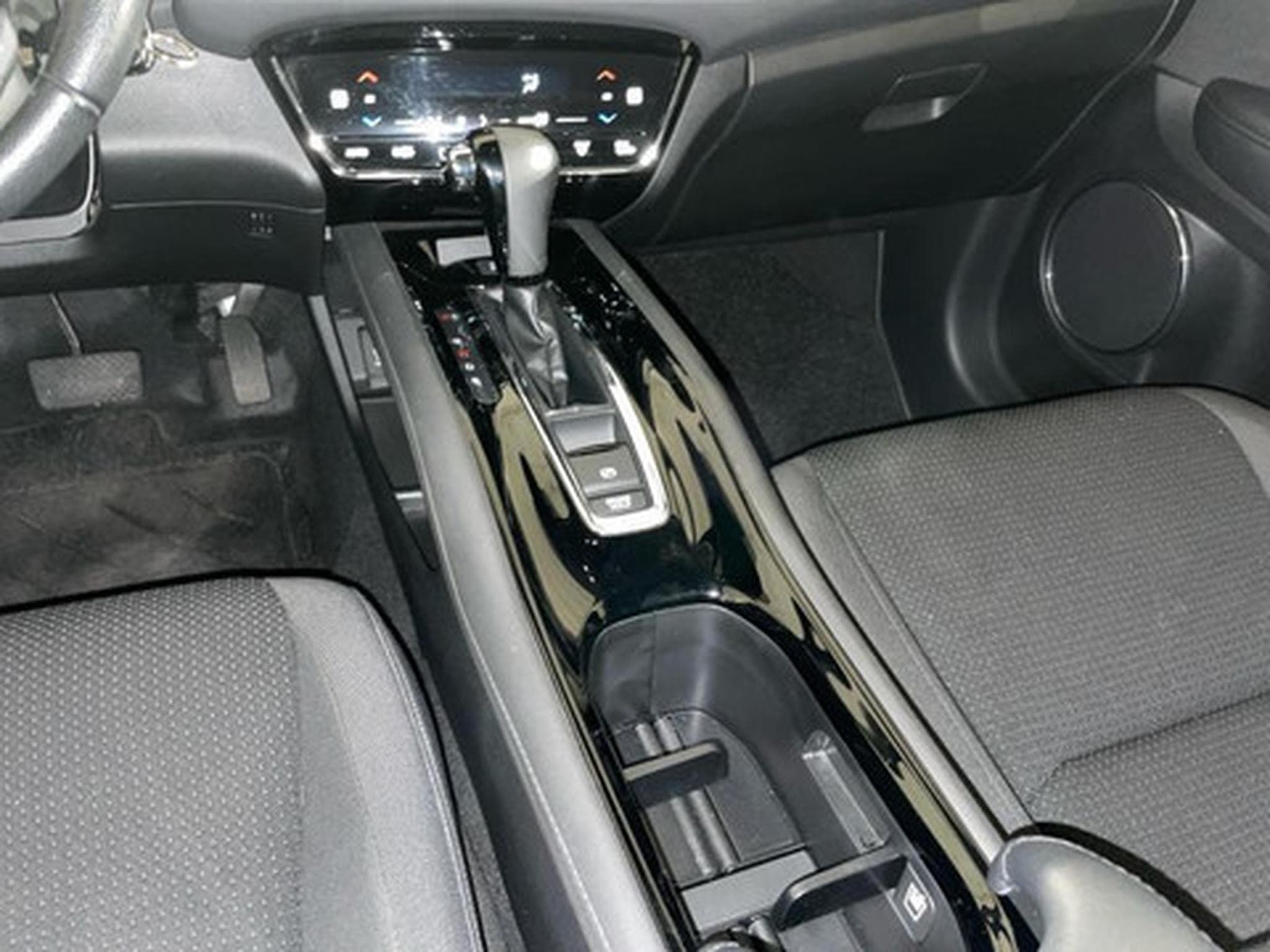 Honda HR-V 1.5 i-VTEC CVT Elegance (2019) - Foto 9