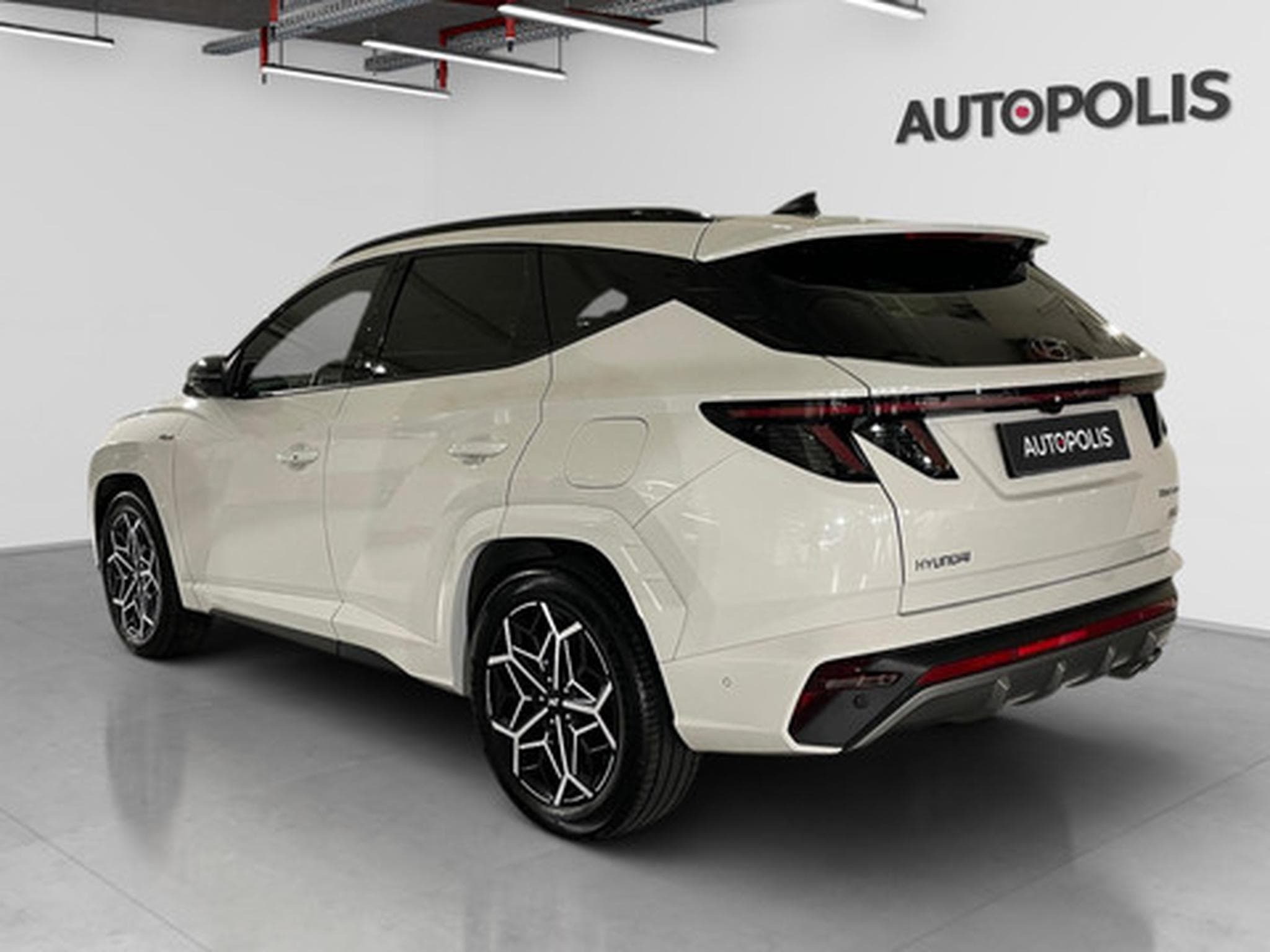 Hyundai Tucson 1.6 T-GDi PHEV 4x4 Shine N-Line (2025) - Photo 15