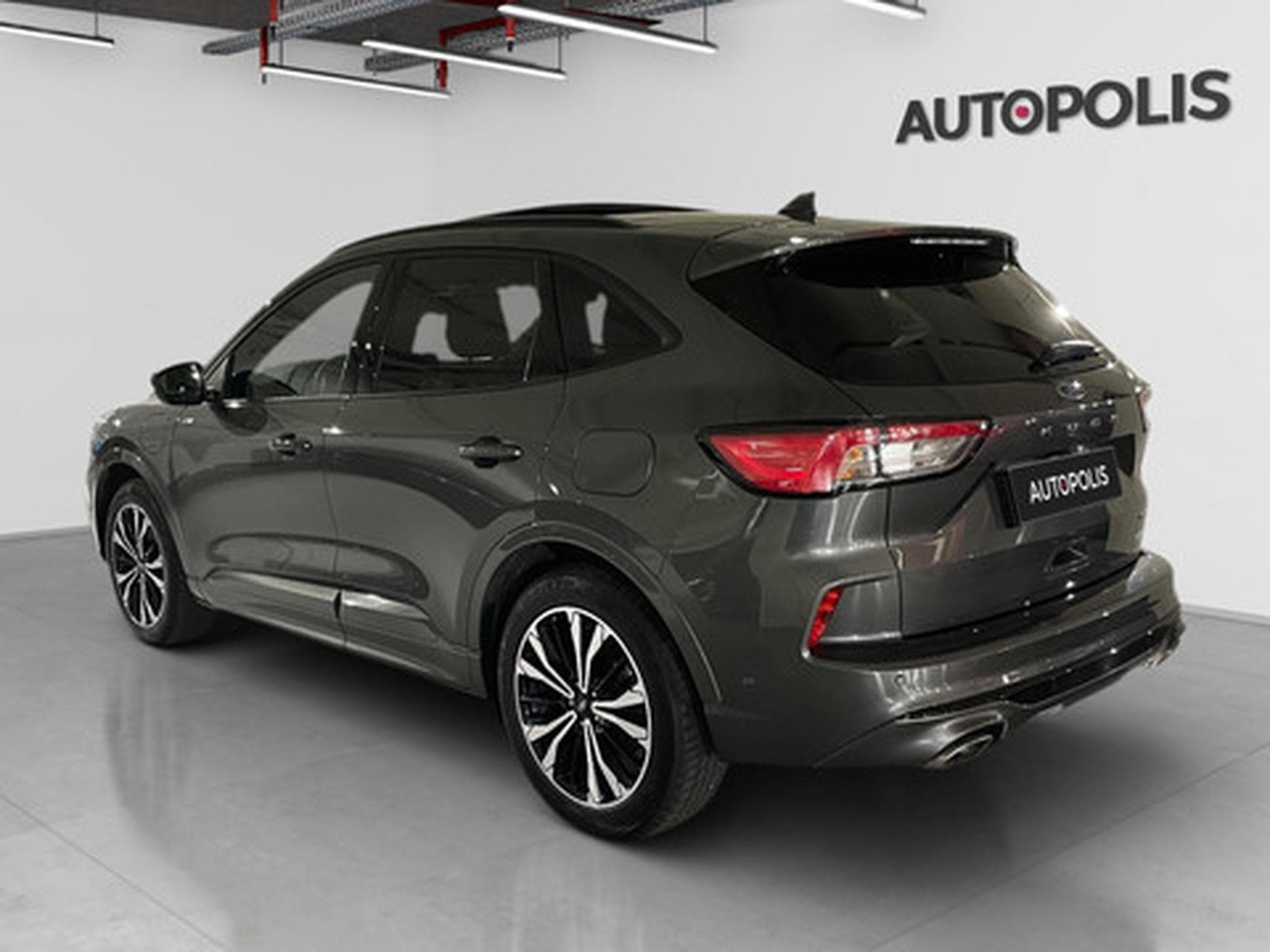 Ford Kuga 2.5i PHEV Aut. 165kW ST-Line (2023) - Photo 14