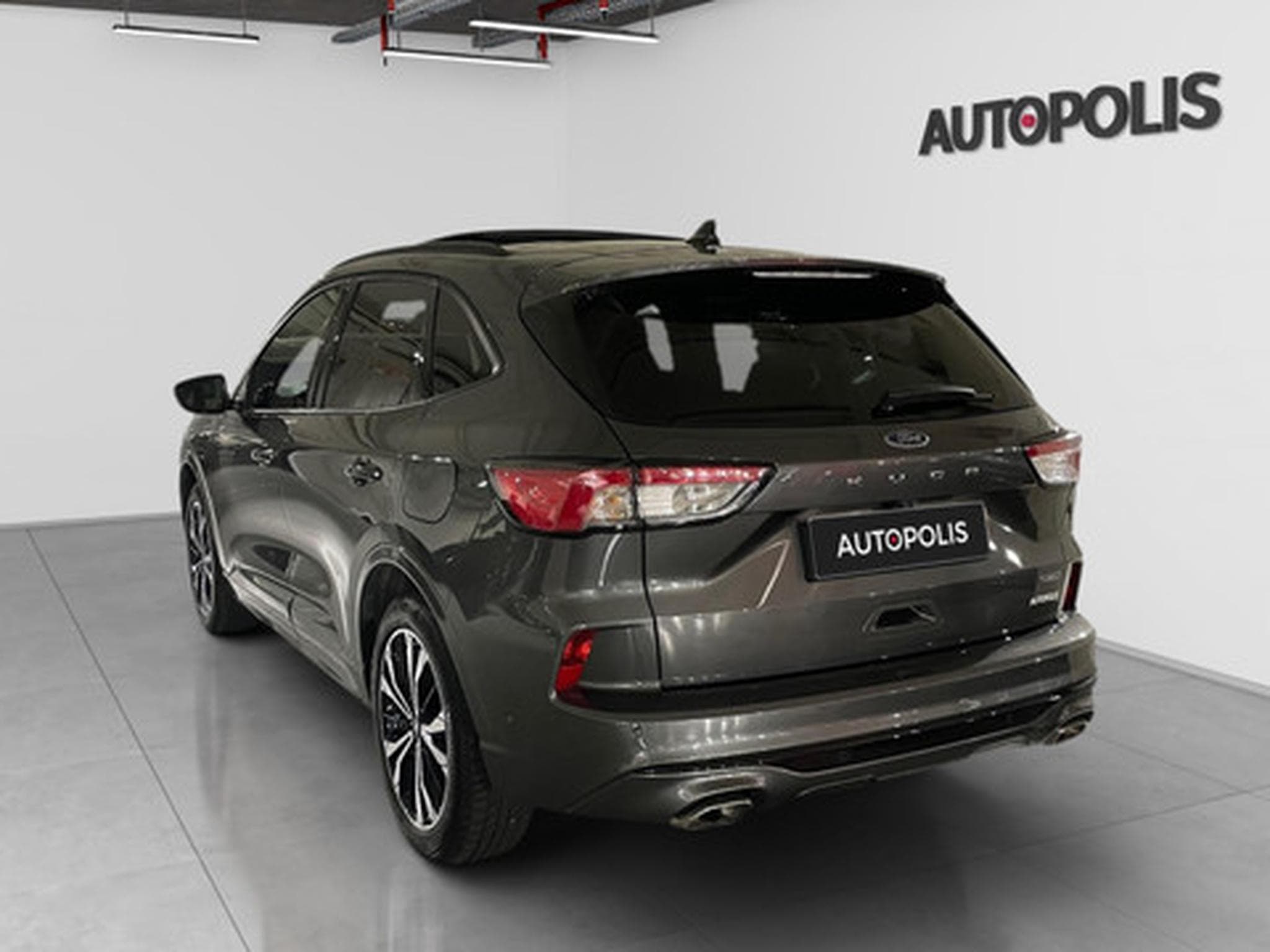 Ford Kuga 2.5i PHEV Aut. 165kW ST-Line (2023) - Photo 19