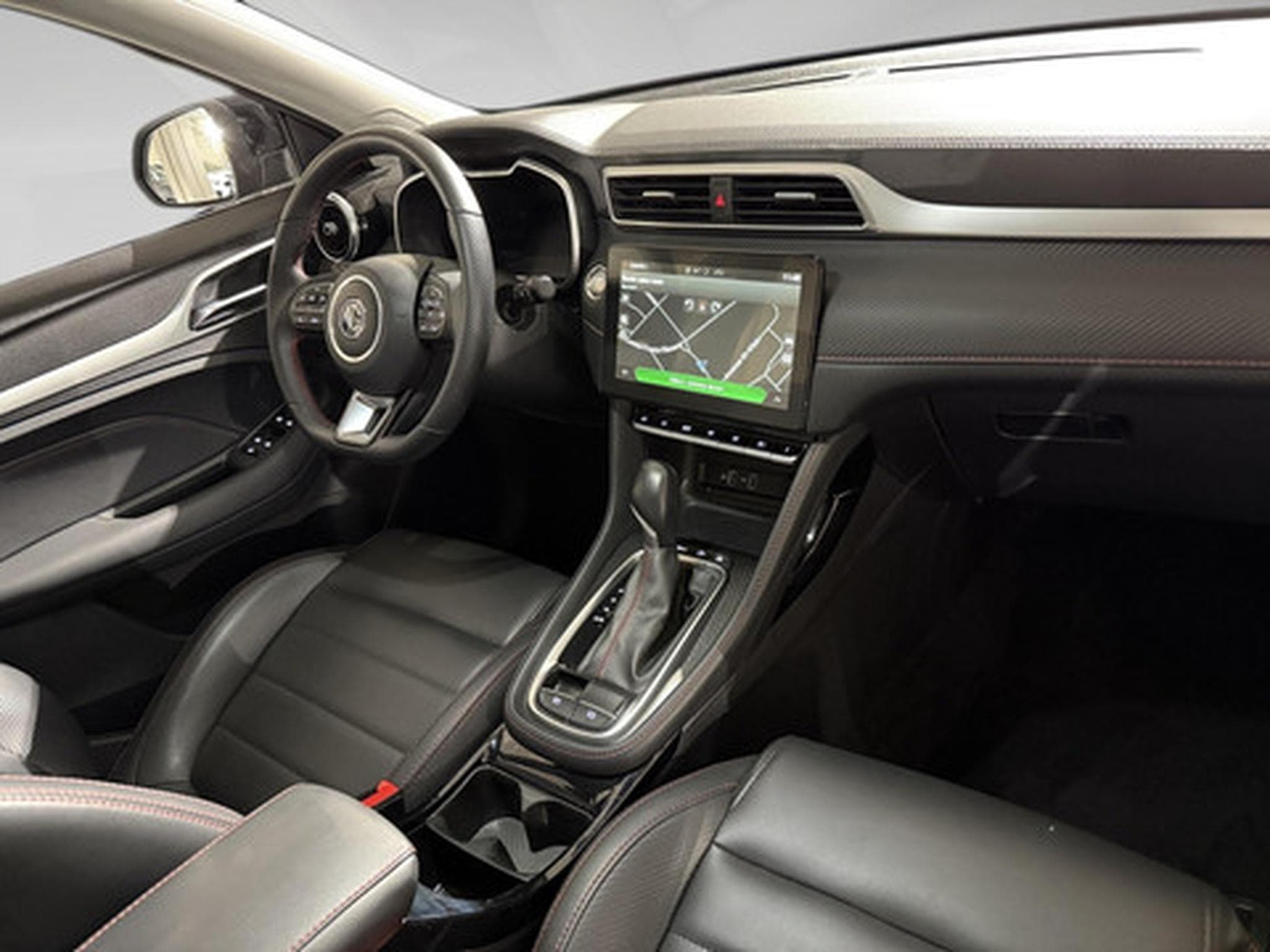 MG ZS MG 1.0 FWD LUXURY (2024) - Foto 7