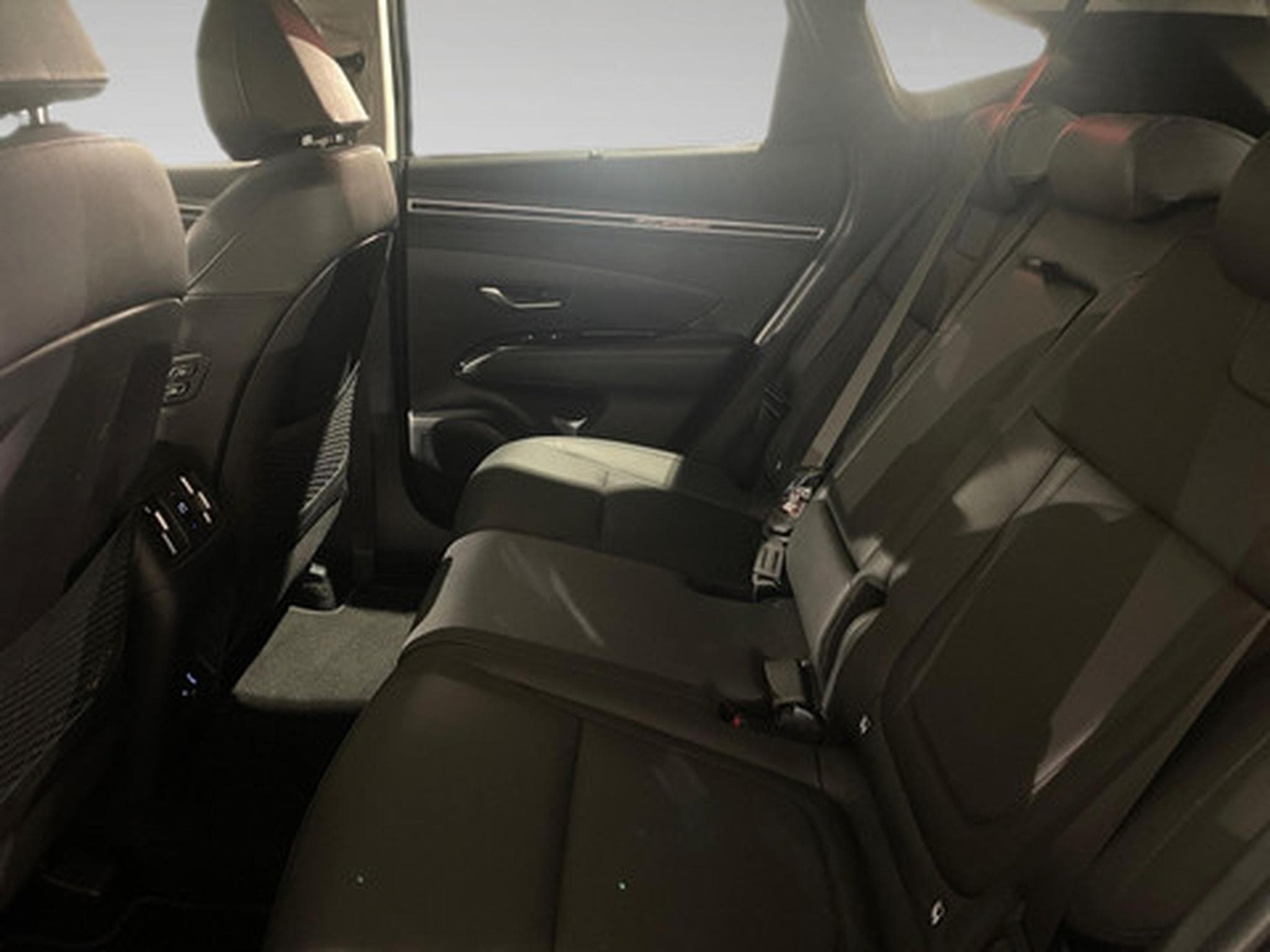 Hyundai Tucson 1.6 SHINE SENSATION (2024) - Foto 10