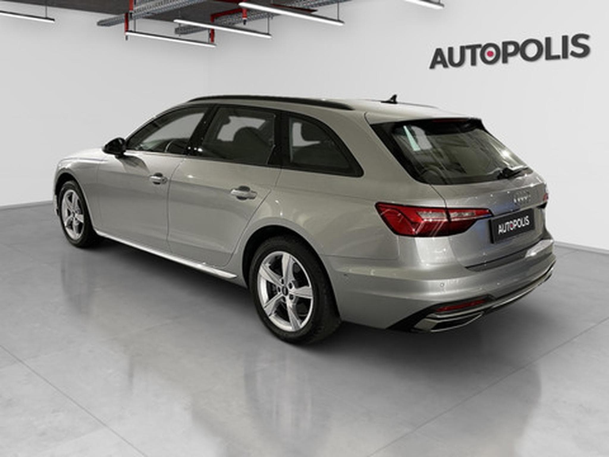 Audi A4 Avant 35 TDI S tronic Avant (2024) - Foto 13