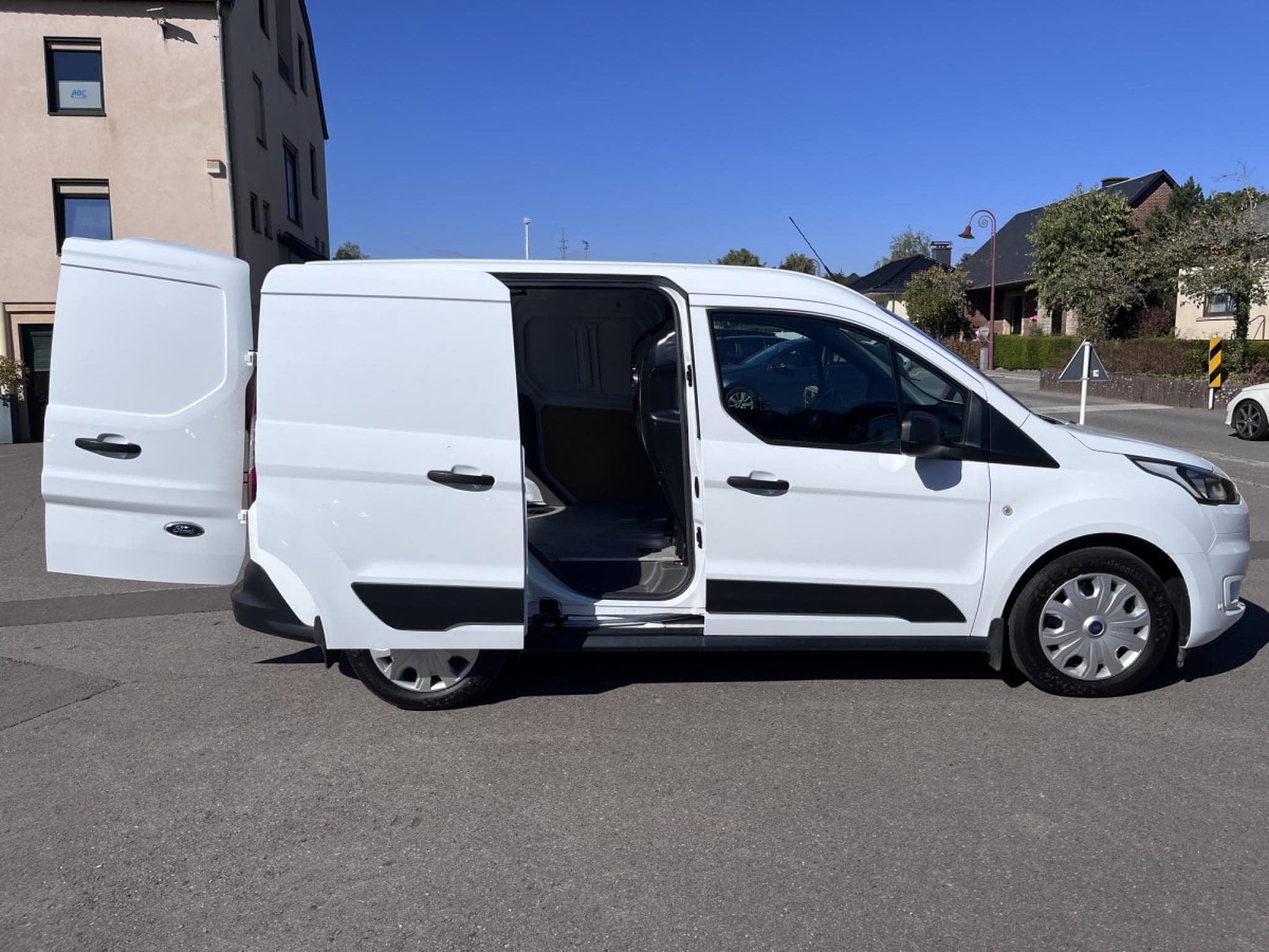 Ford Transit Transit Connect 1.5Tdci 100cv 3 places (2021) - Foto 8
