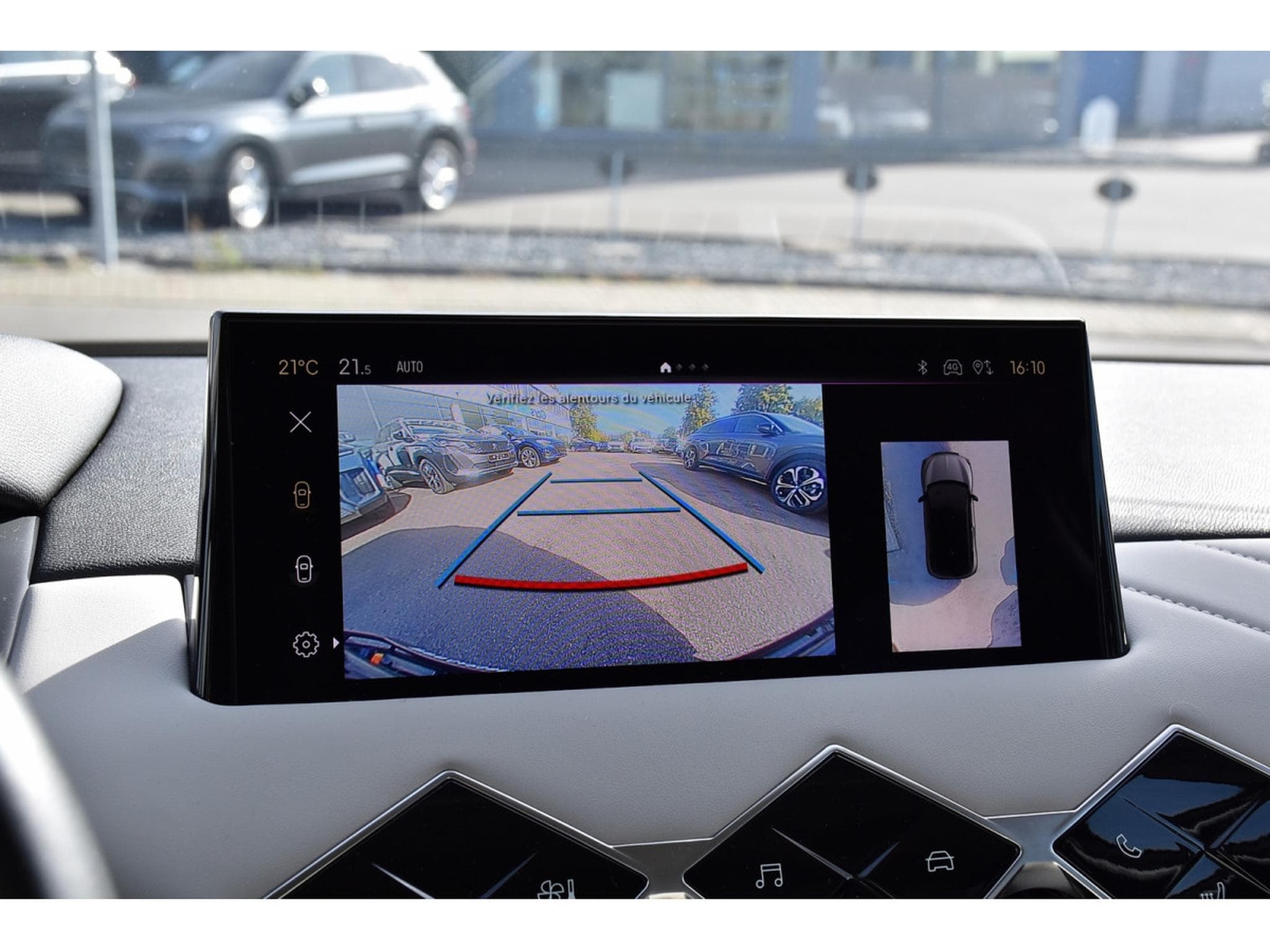DS Automobiles DS3 1.2 PureTech EAT8 Rivoli CUIR GPS CAM LANE SIDE FOCAL 1°MAIN (2023) - Photo 18