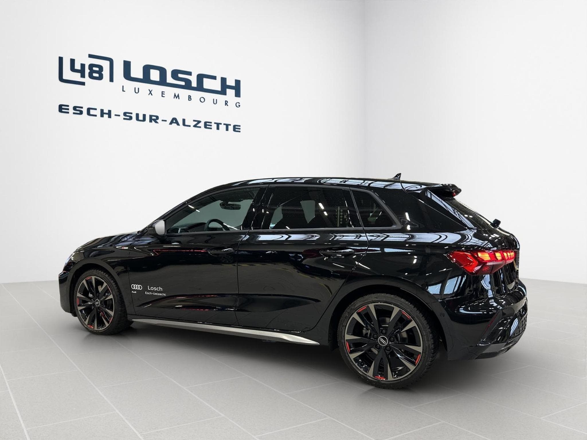 Audi A3 S line (2025) - Photo 5