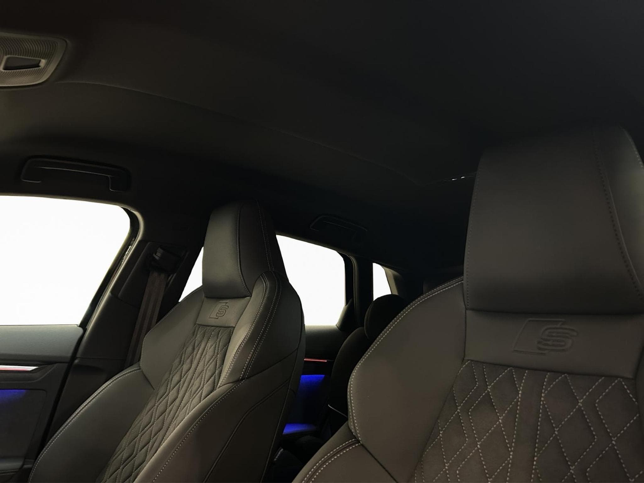 Audi A3 S line (2025) - Photo 15