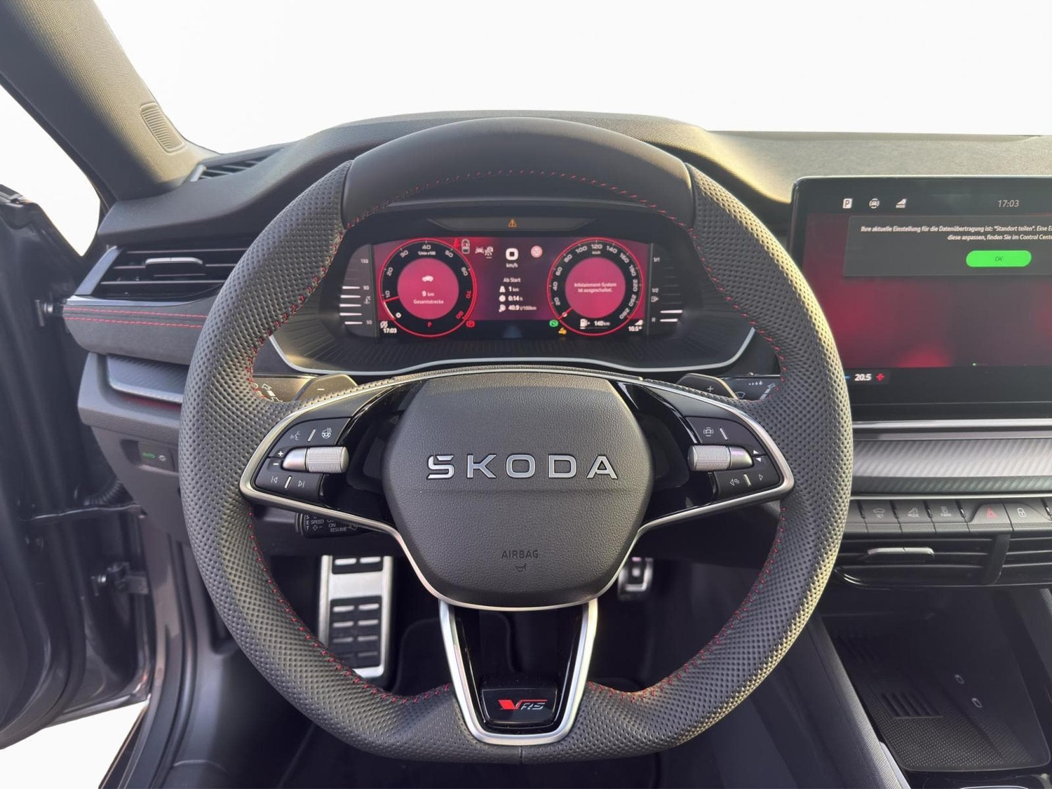 Skoda Octavia RS (2026) - Photo 9
