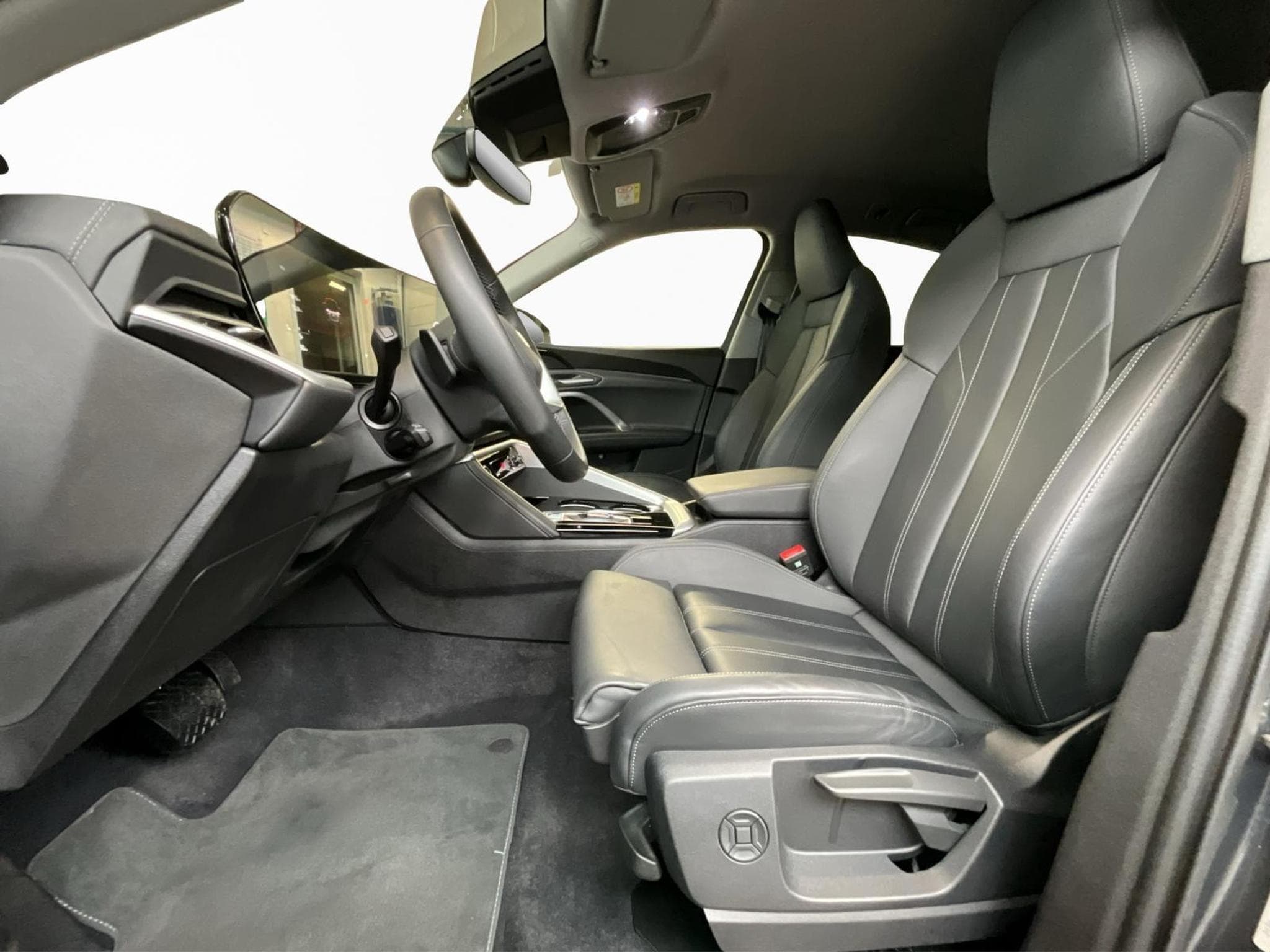 Audi Q5 SB+TFSI+S-Tronic+Tech+P.Business (2025) - Photo 9
