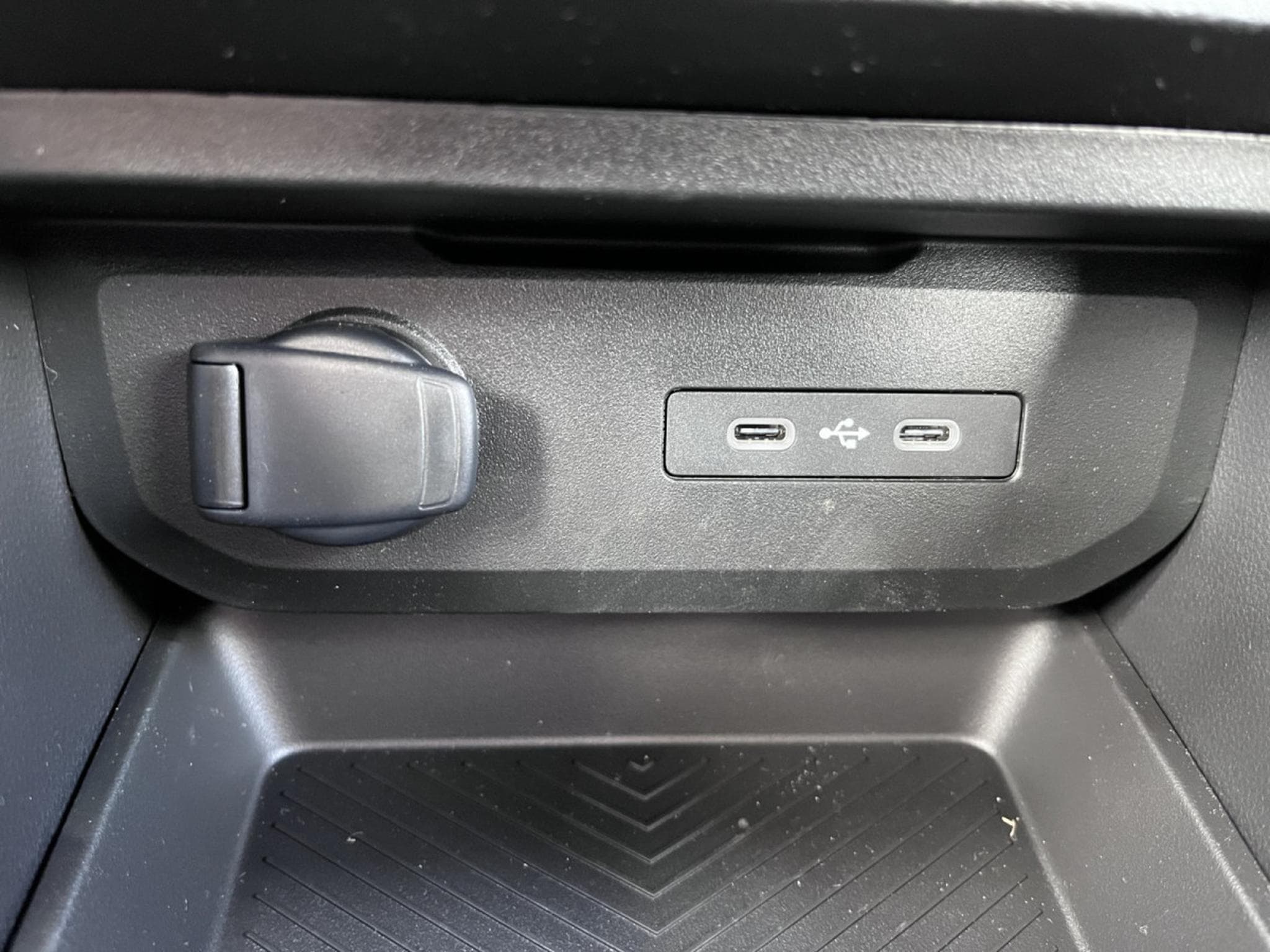 Dacia Bigster 1.2 Mild Hybrid 140 Essential (2026) - Photo 20