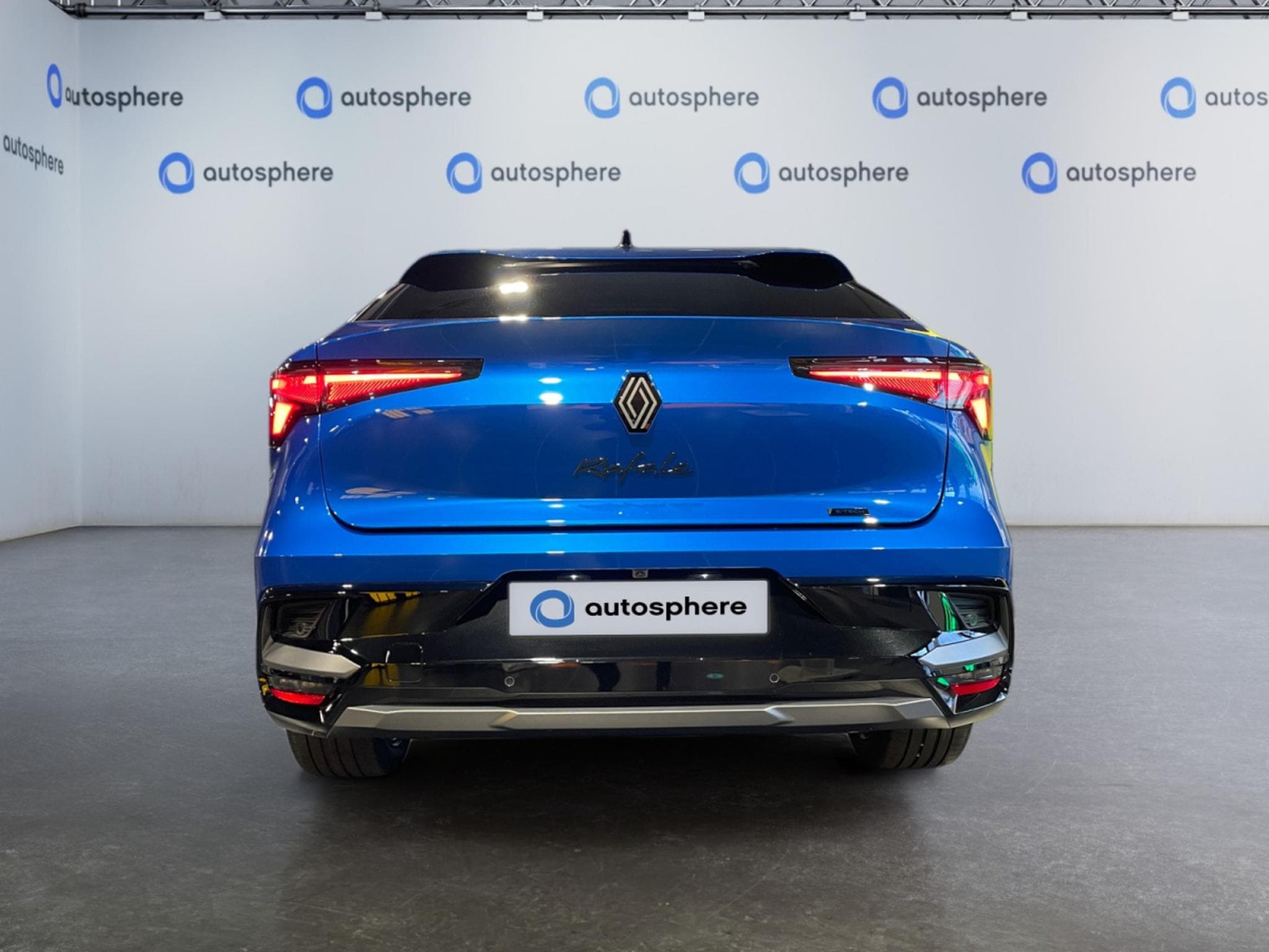 Renault Rafale 1.2 E-Tech Esprit Alpine E-Tech 4x4 plug-in hybrid 300 hp (2026) - Photo 4