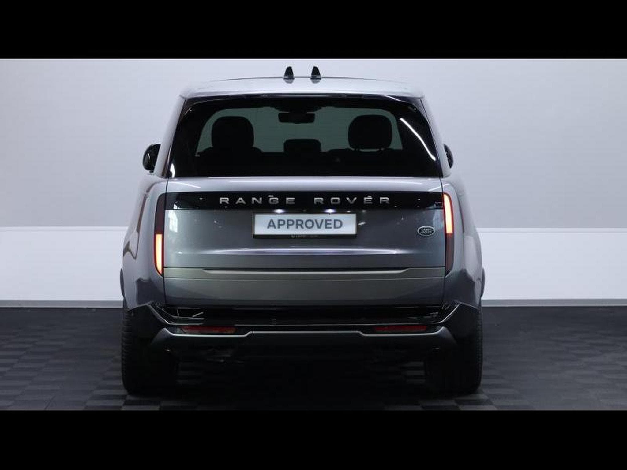 Land-Rover Range Rover HSE P530 Auto (2022) - Photo 6