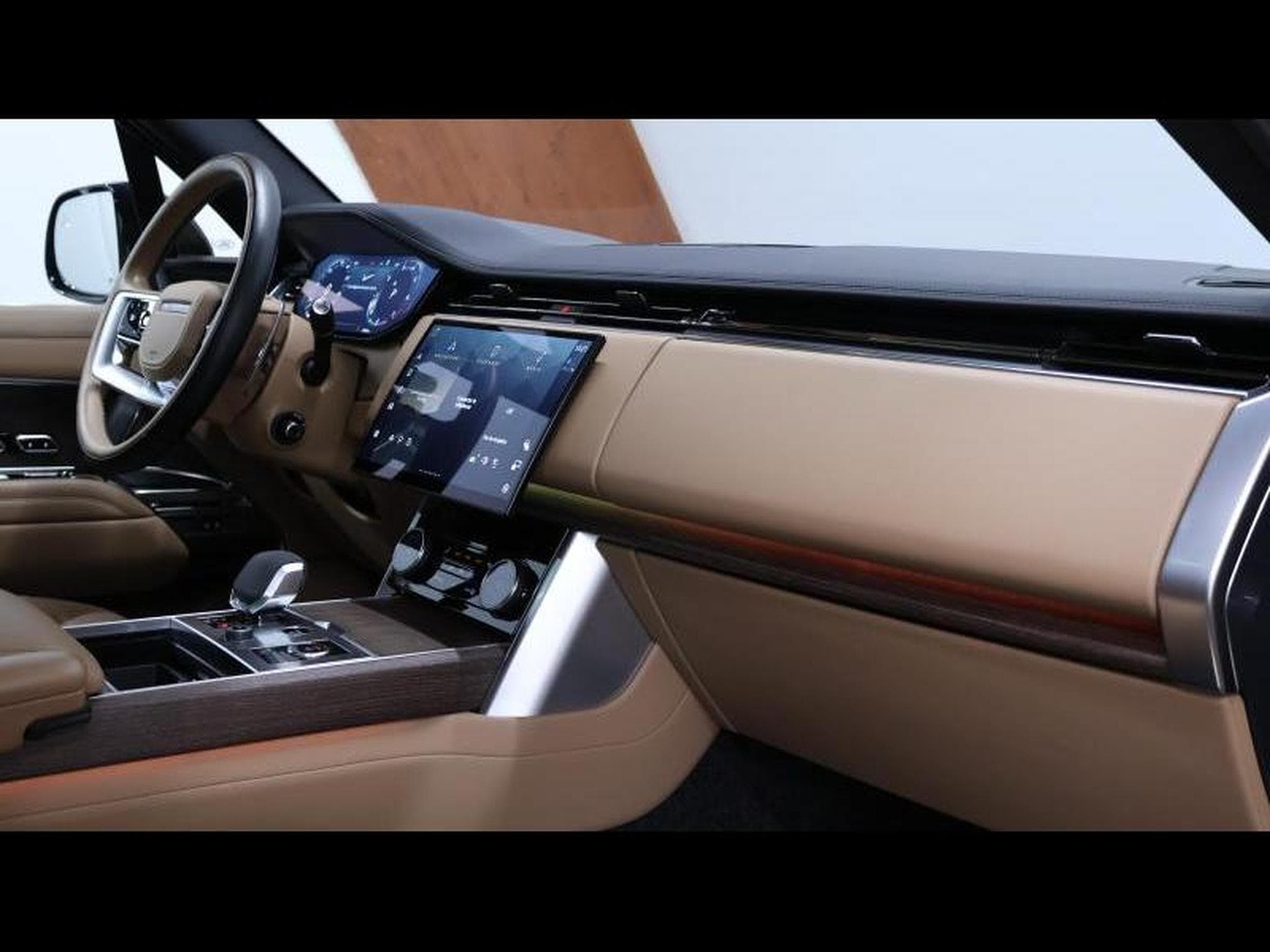Land-Rover Range Rover HSE P530 Auto (2022) - Photo 22