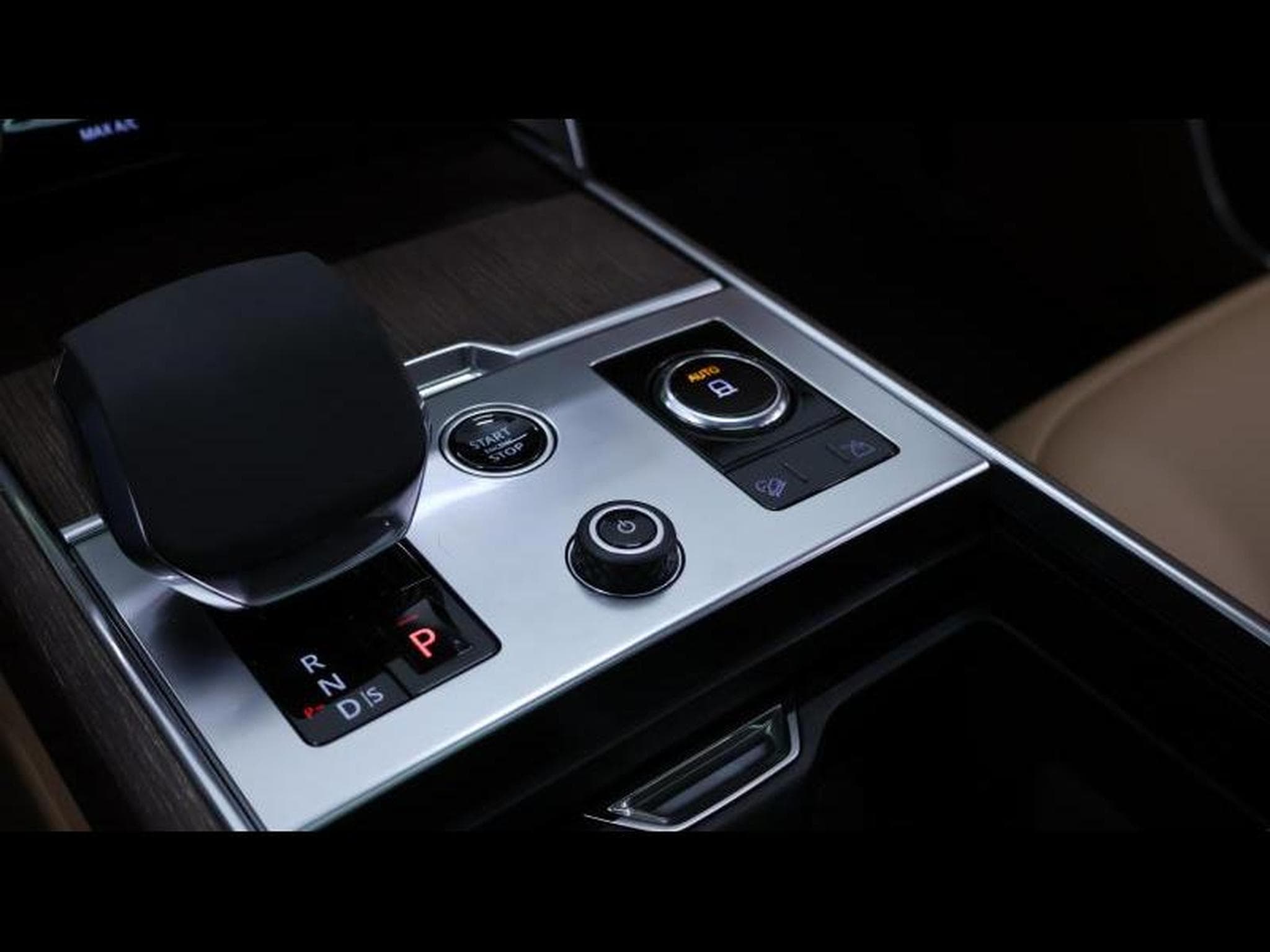 Land-Rover Range Rover HSE P530 Auto (2022) - Photo 26