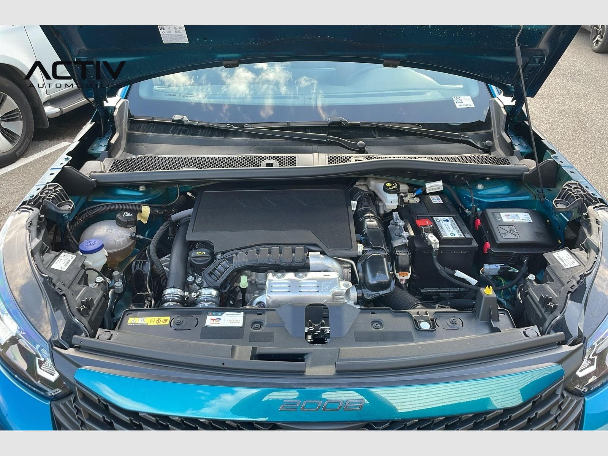 Peugeot 2008 100 S&S BVM6 Style (2025) - Photo 6
