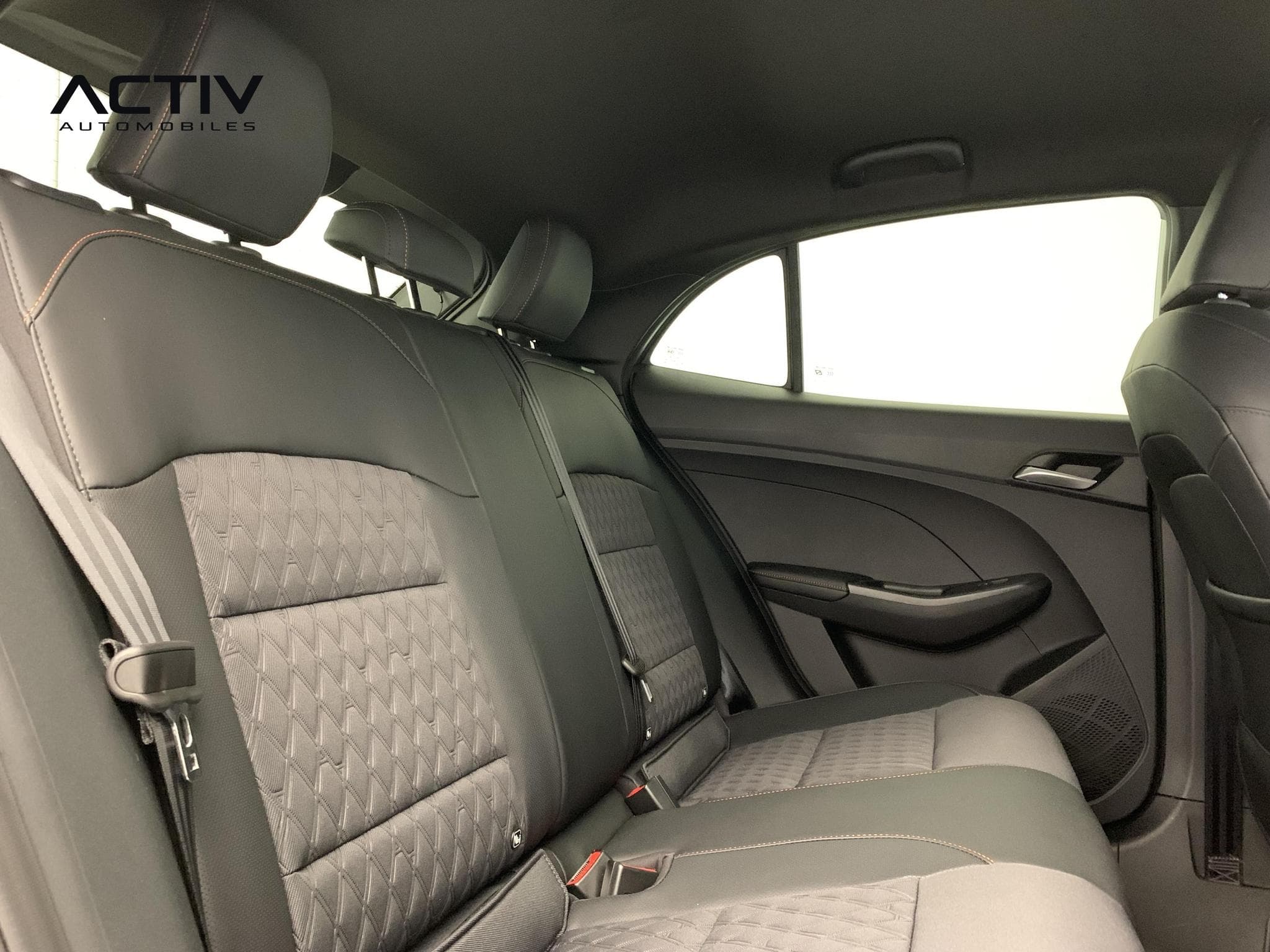 Mg MG3 1.5 L Hybrid+ 195 ch Luxury (2025) - Photo 10
