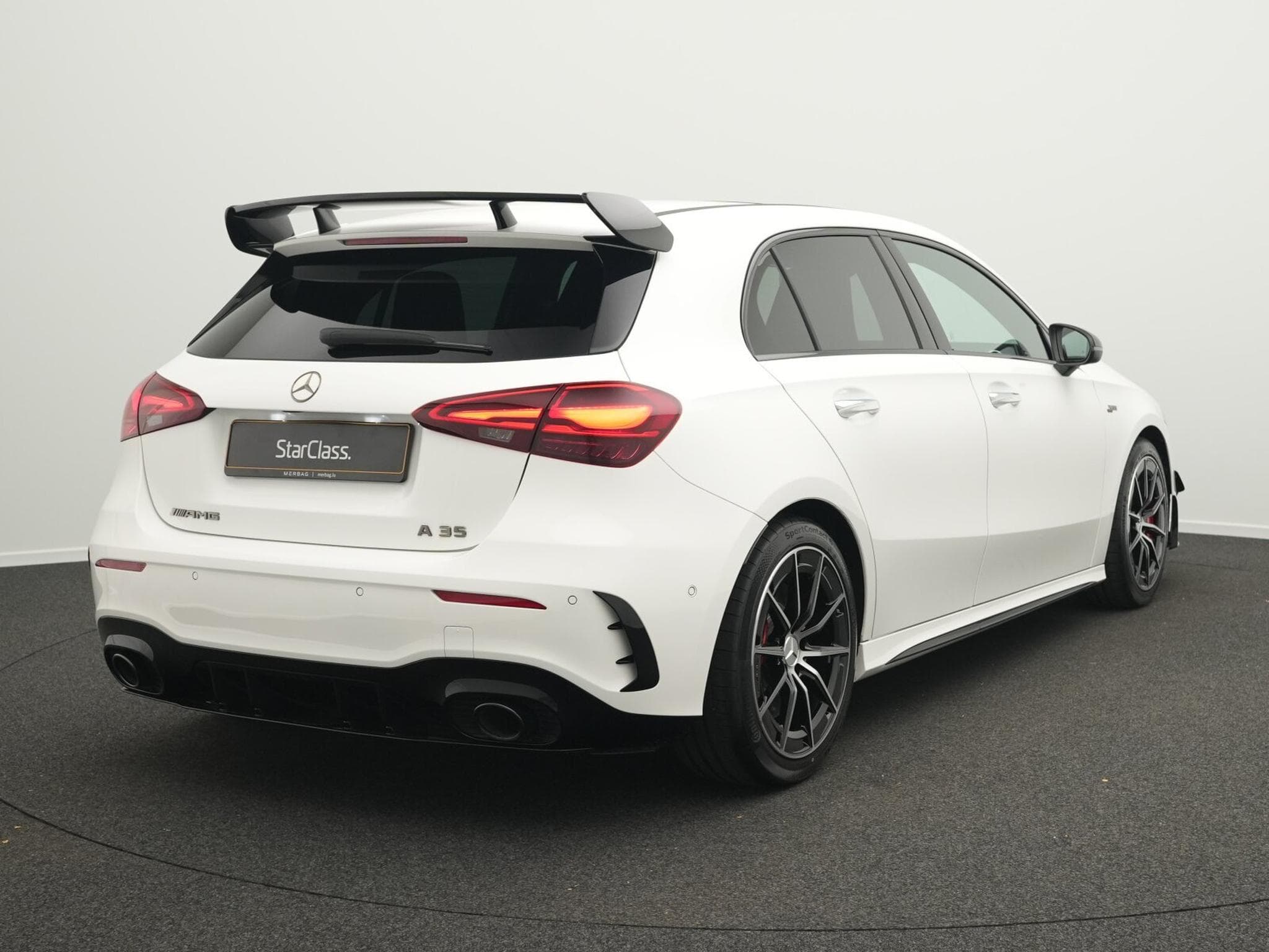 Mercedes A 35 AMG 4M Multi+Pano+Night+Totw (2025) - Foto 3