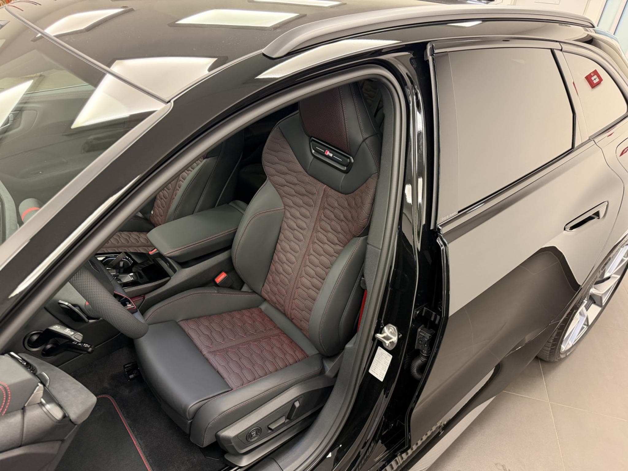 Audi RS5 Avant TFSI quattro 639 CV / 470 KW tiptronic (2026) - Foto 2