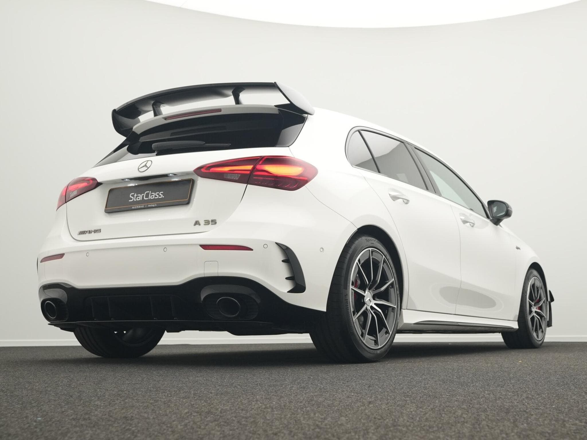 Mercedes A 35 AMG 4M Multi+Pano+Night+Totw (2025) - Foto 11