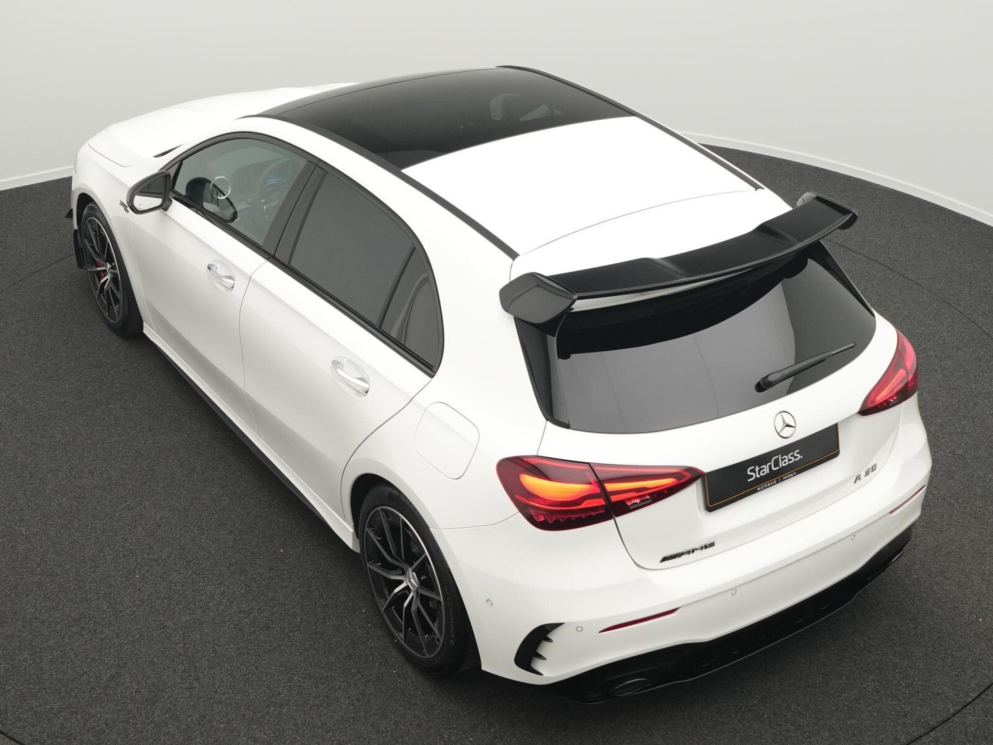 Mercedes A 35 AMG 4M Multi+Pano+Night+Totw (2025) - Foto 13
