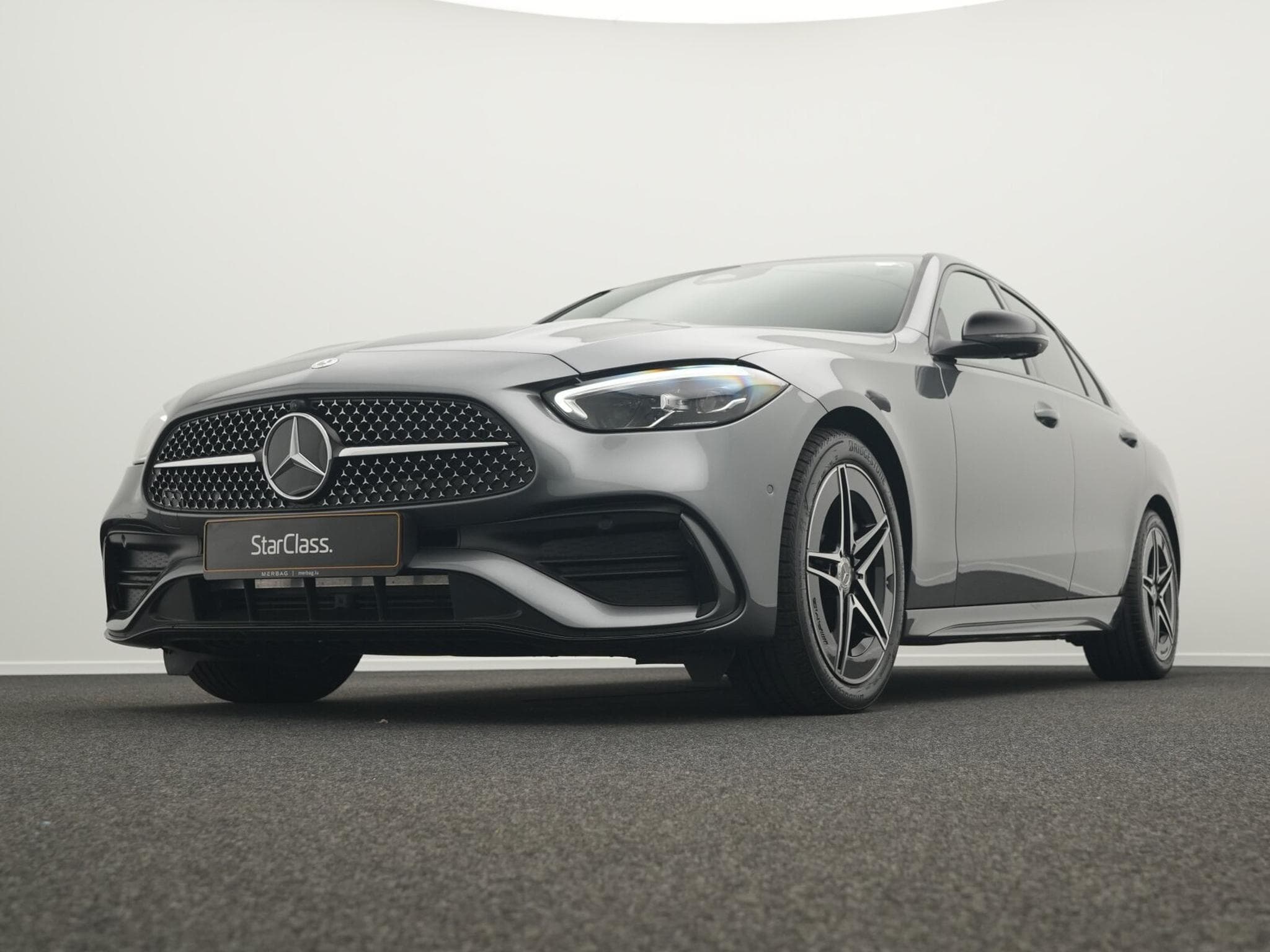 Mercedes C 180 AMG-Line Digital+360°+Night+Memo+Apple (2025) - Foto 10