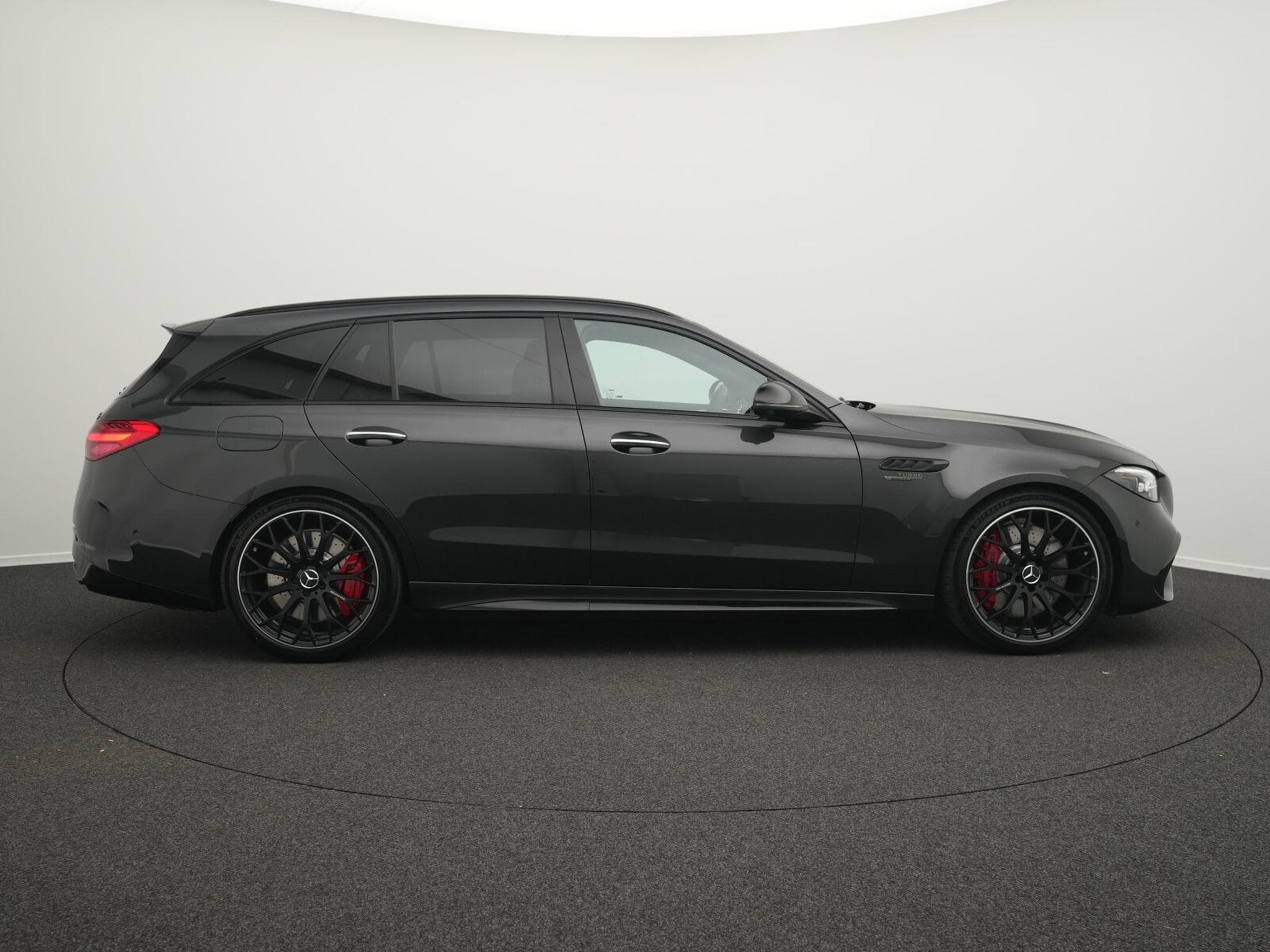 Mercedes C 63 AMG T. S E-PERF Digital+Pano+AHK+Night+Burm (2026) - Foto 5