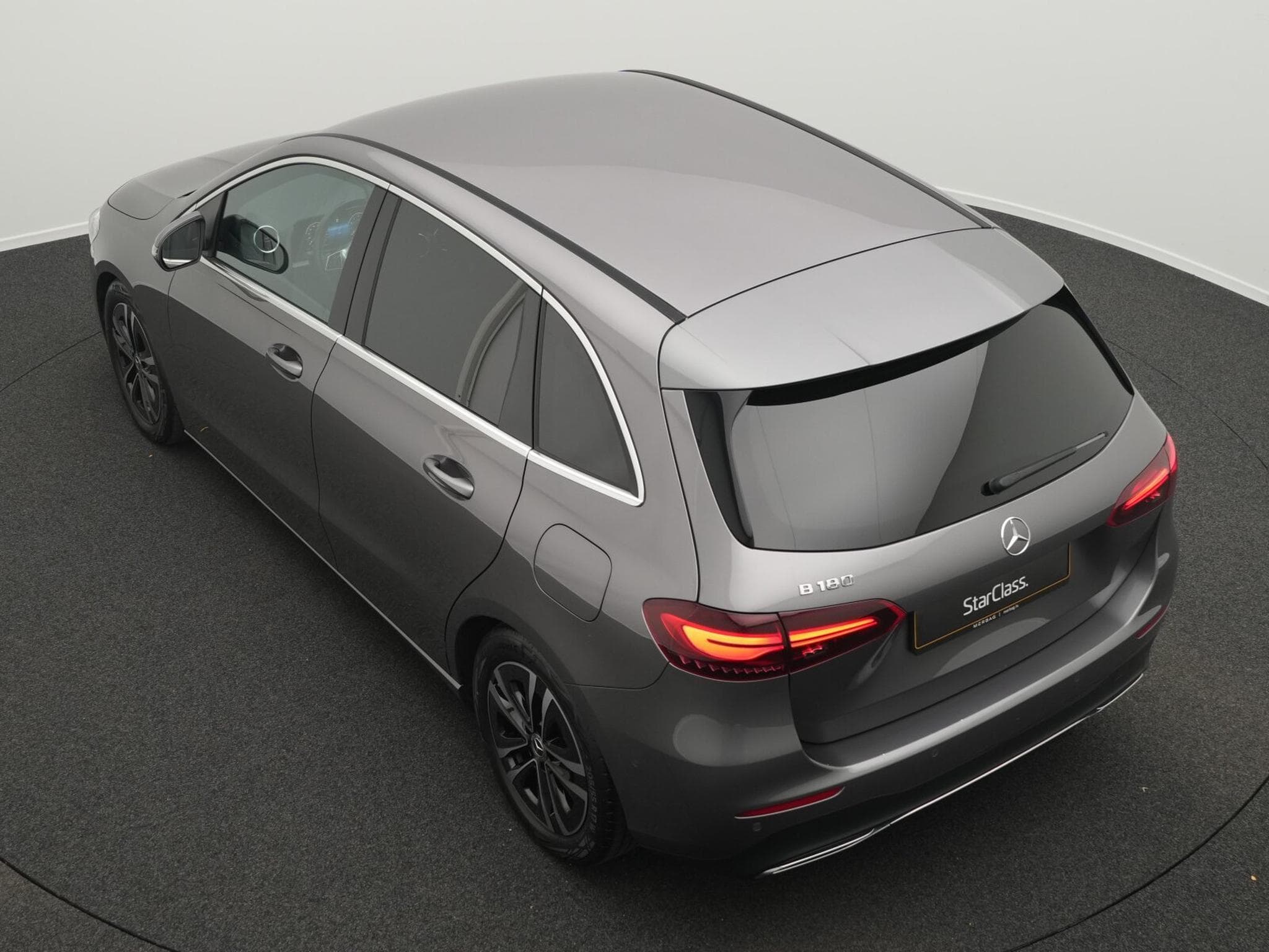 Mercedes B 180 Progressive LED+Kamera+MBUX (2024) - Foto 13