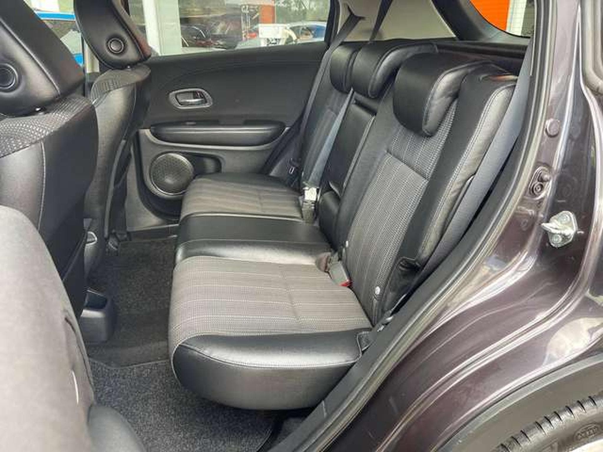 Honda HR-V HR-V 1.5 i-VTEC CVT Executive - JUSQU'A 36 MOIS DE GARANTIE (2018) - Photo 17