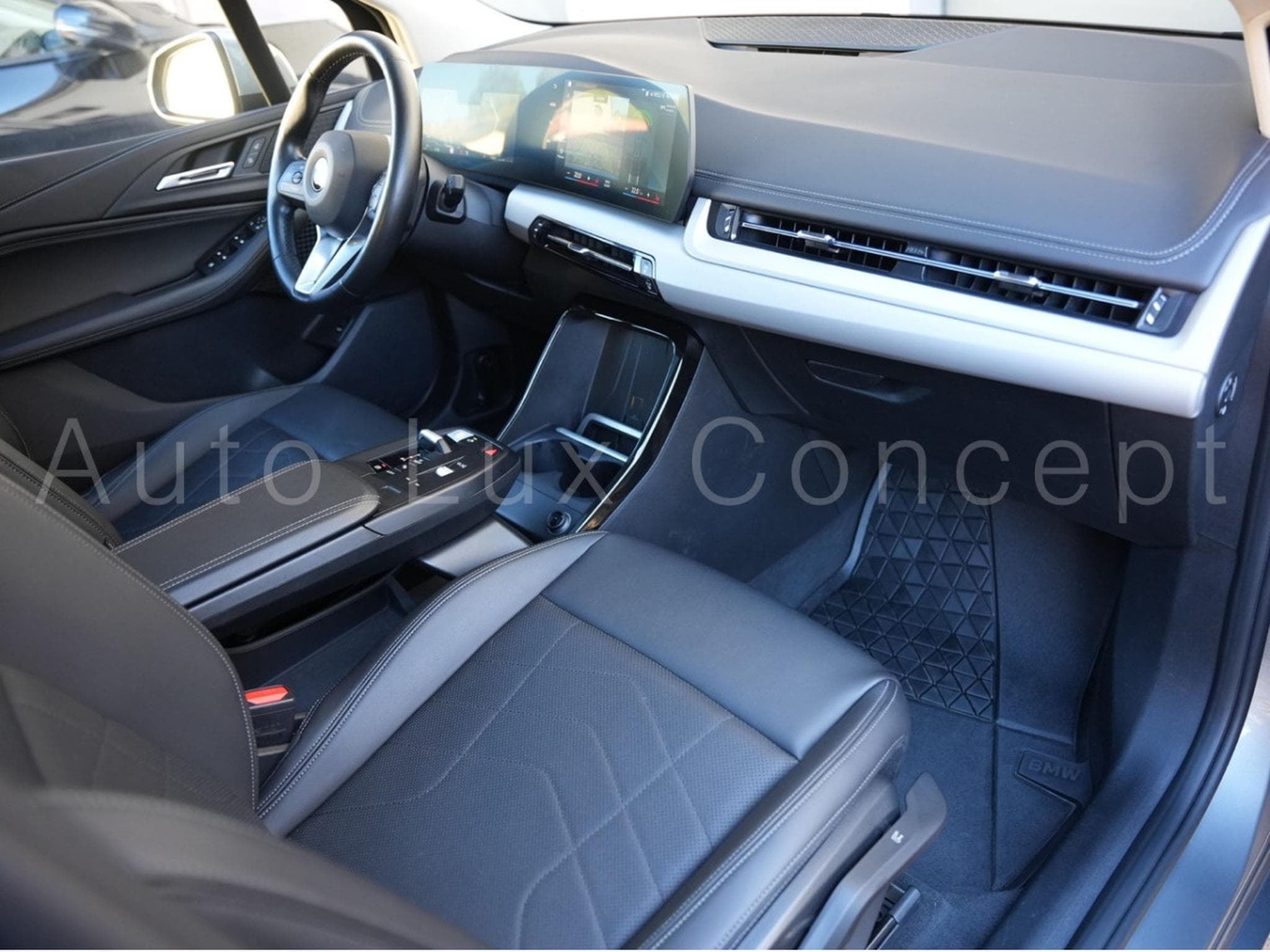 BMW 218 d Pack Premium (2022) - Foto 6