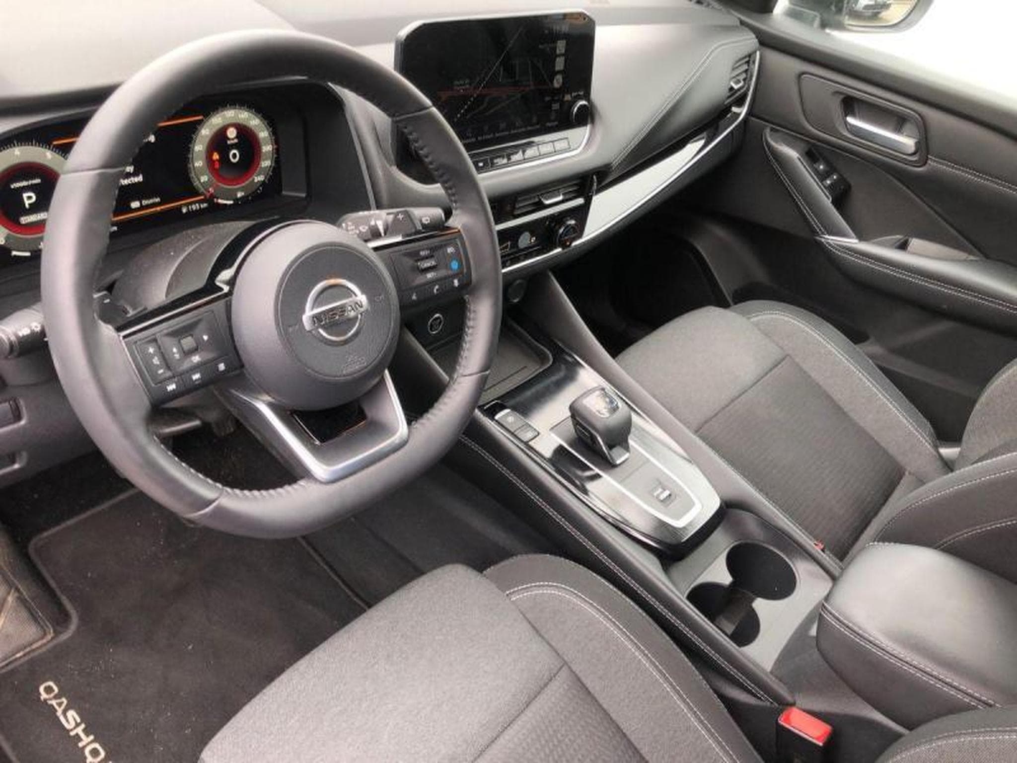 Nissan Qashqai NCONNECTA + AFFICHACHE TETE HAUTE (2021) - Photo 7
